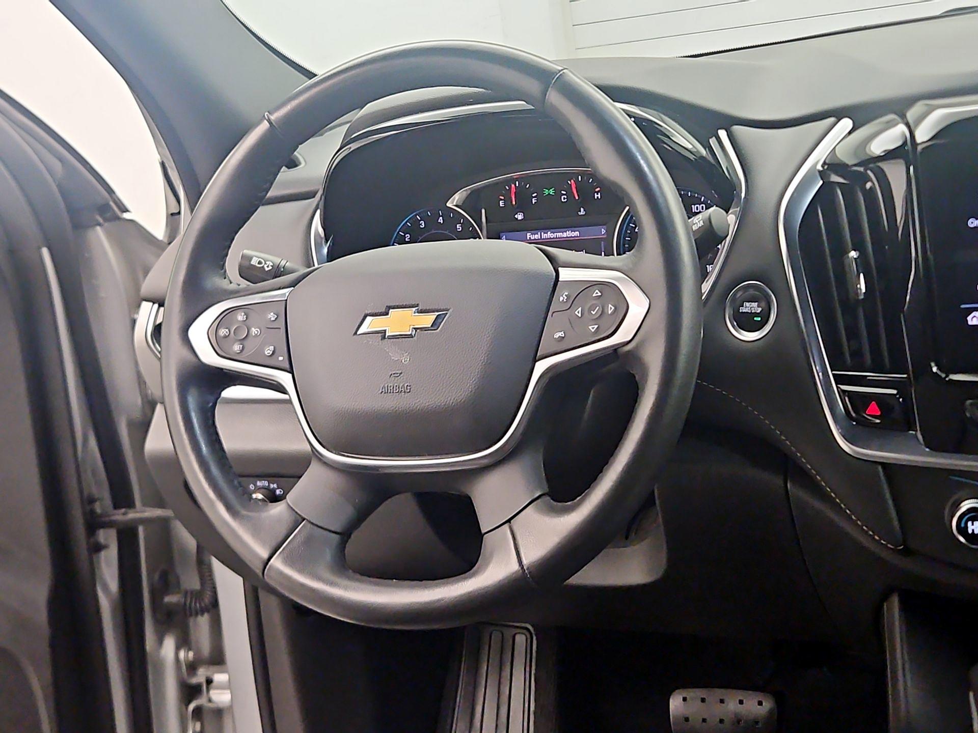 Thumbnail: 2022 Chevrolet Traverse - 10