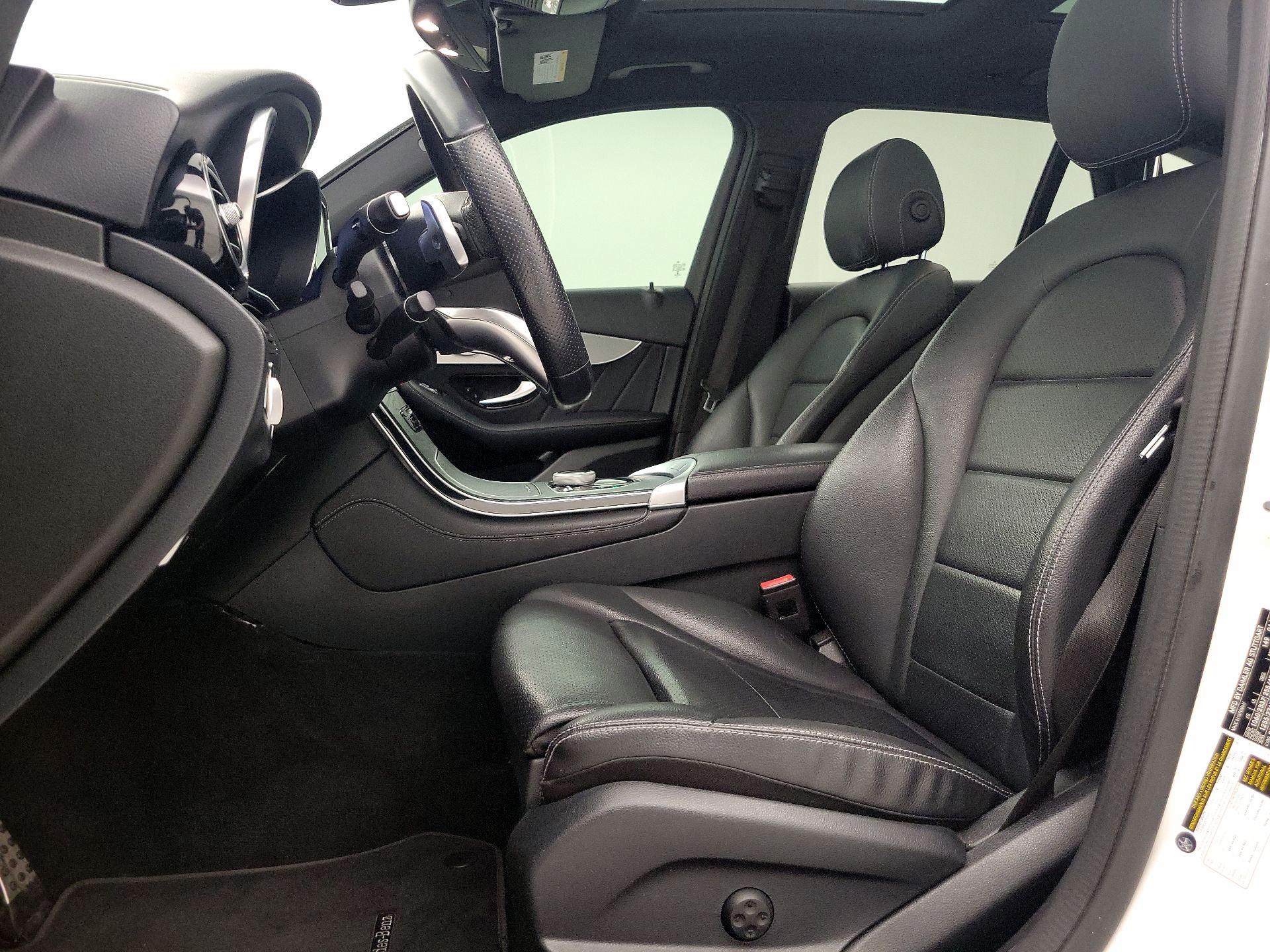 Thumbnail: 2019 Mercedes-Benz GLC - 11