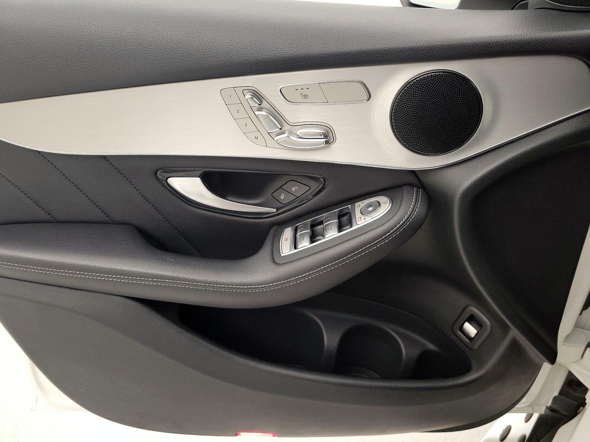 Thumbnail: 2019 Mercedes-Benz GLC - 12