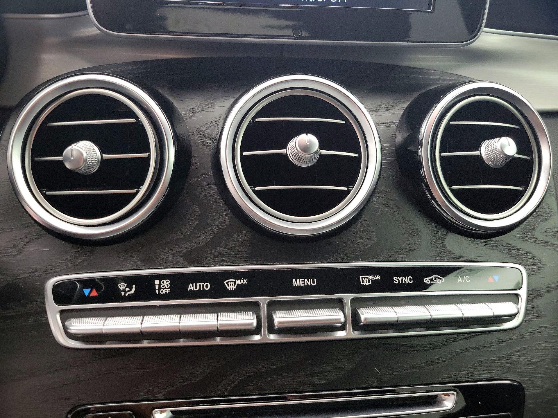 Thumbnail: 2019 Mercedes-Benz GLC - 16