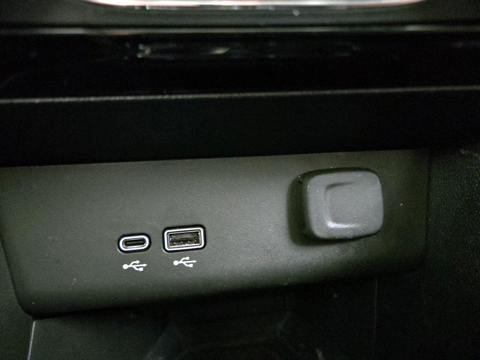 Thumbnail: 2025 Buick Encore GX - 18