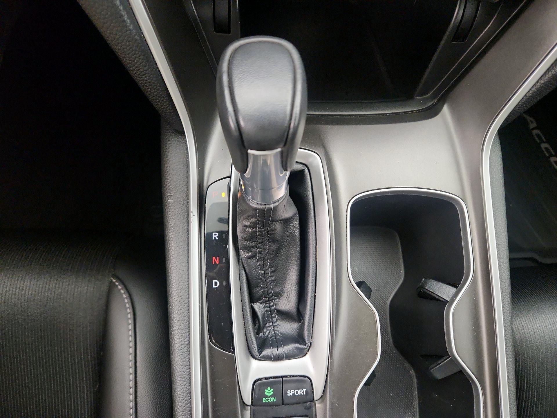 Thumbnail: 2022 Honda Accord - 17