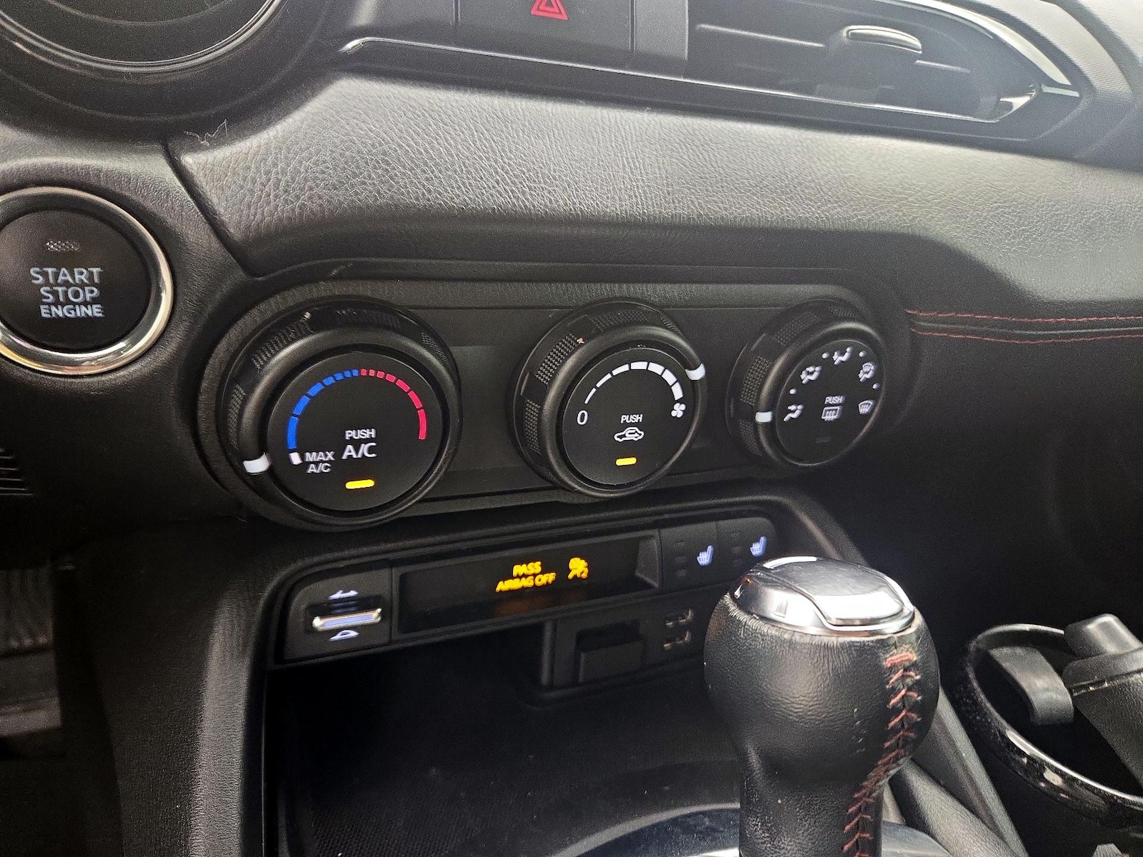 2019 Mazda MX-5 Miata RF Club - Photo 17
