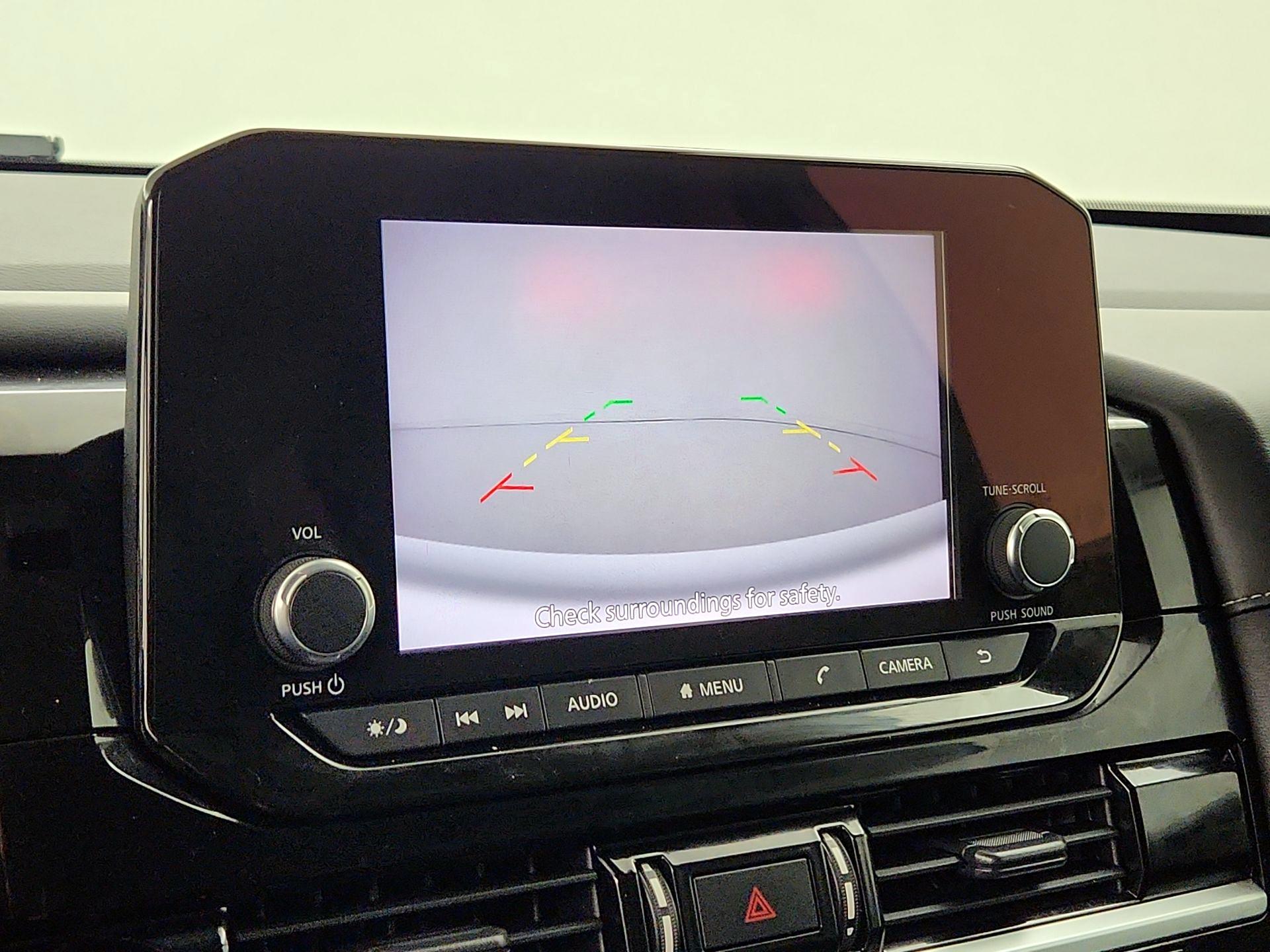 Thumbnail: 2022 Nissan Pathfinder - 14