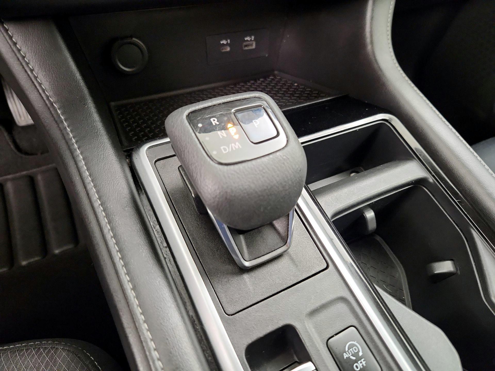 Thumbnail: 2022 Nissan Pathfinder - 17