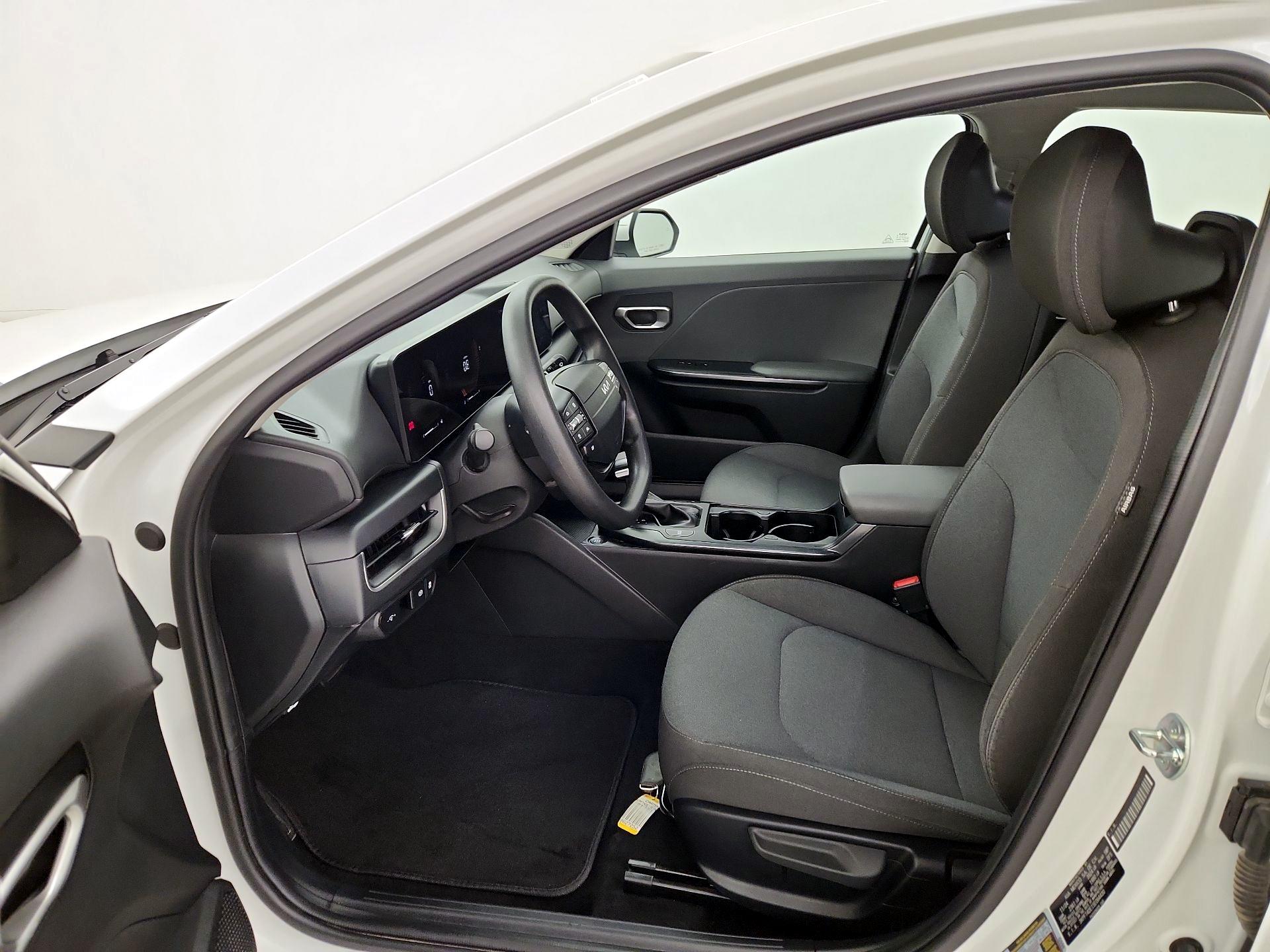 Thumbnail: 2025 Kia K4 - 11