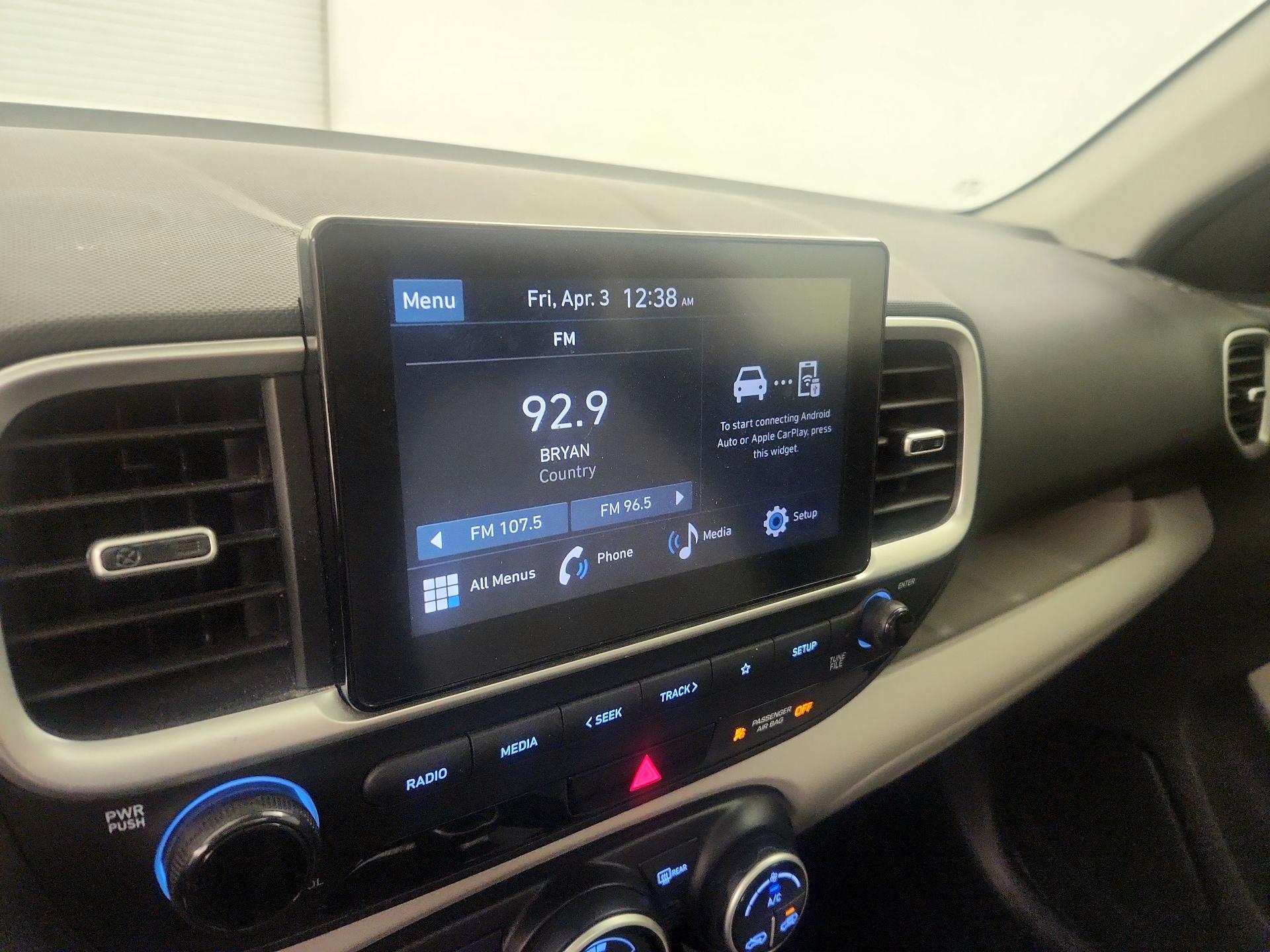 Thumbnail: 2024 Hyundai Venue - 15