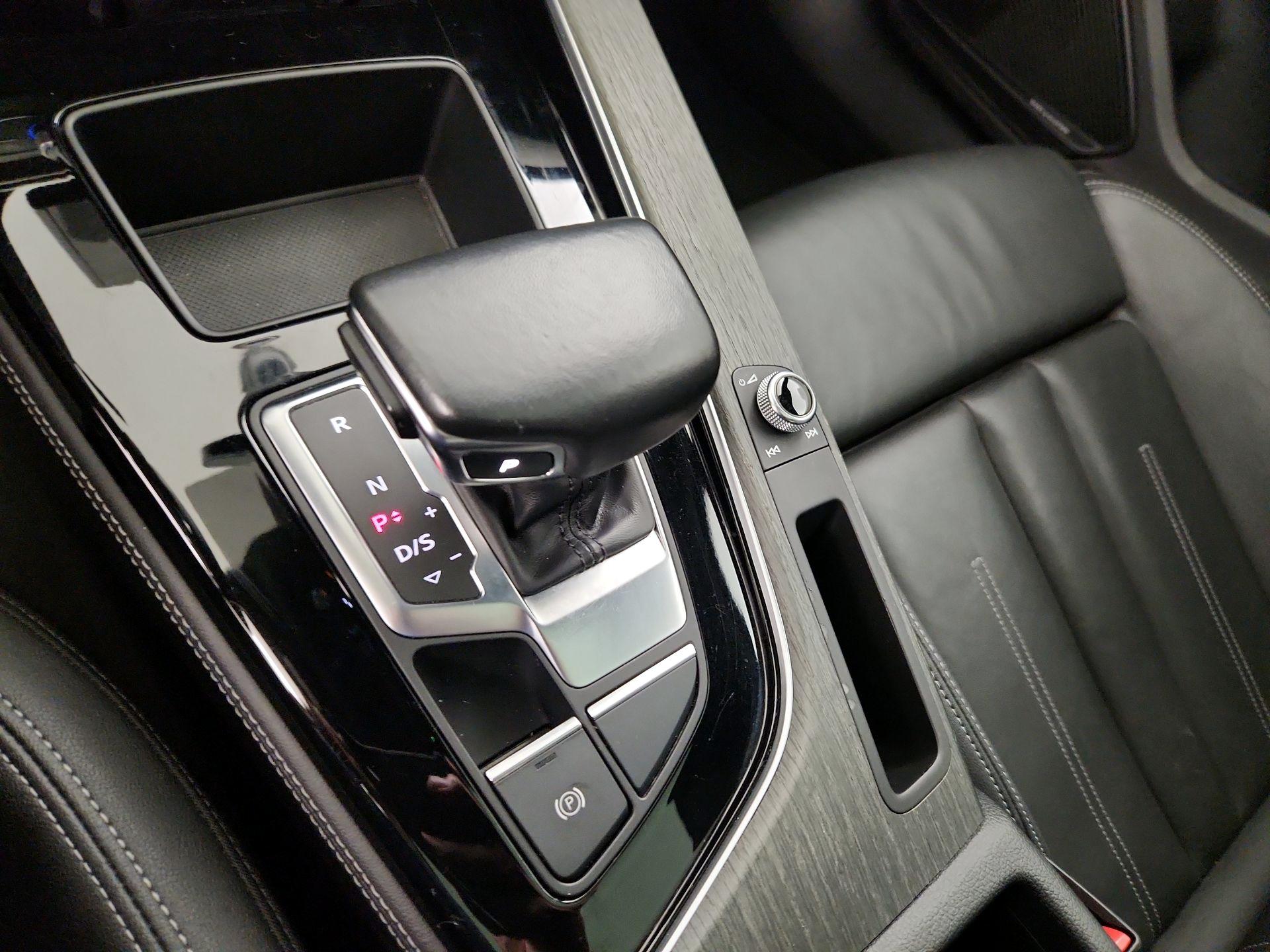 Thumbnail: 2023 Audi A4 - 17