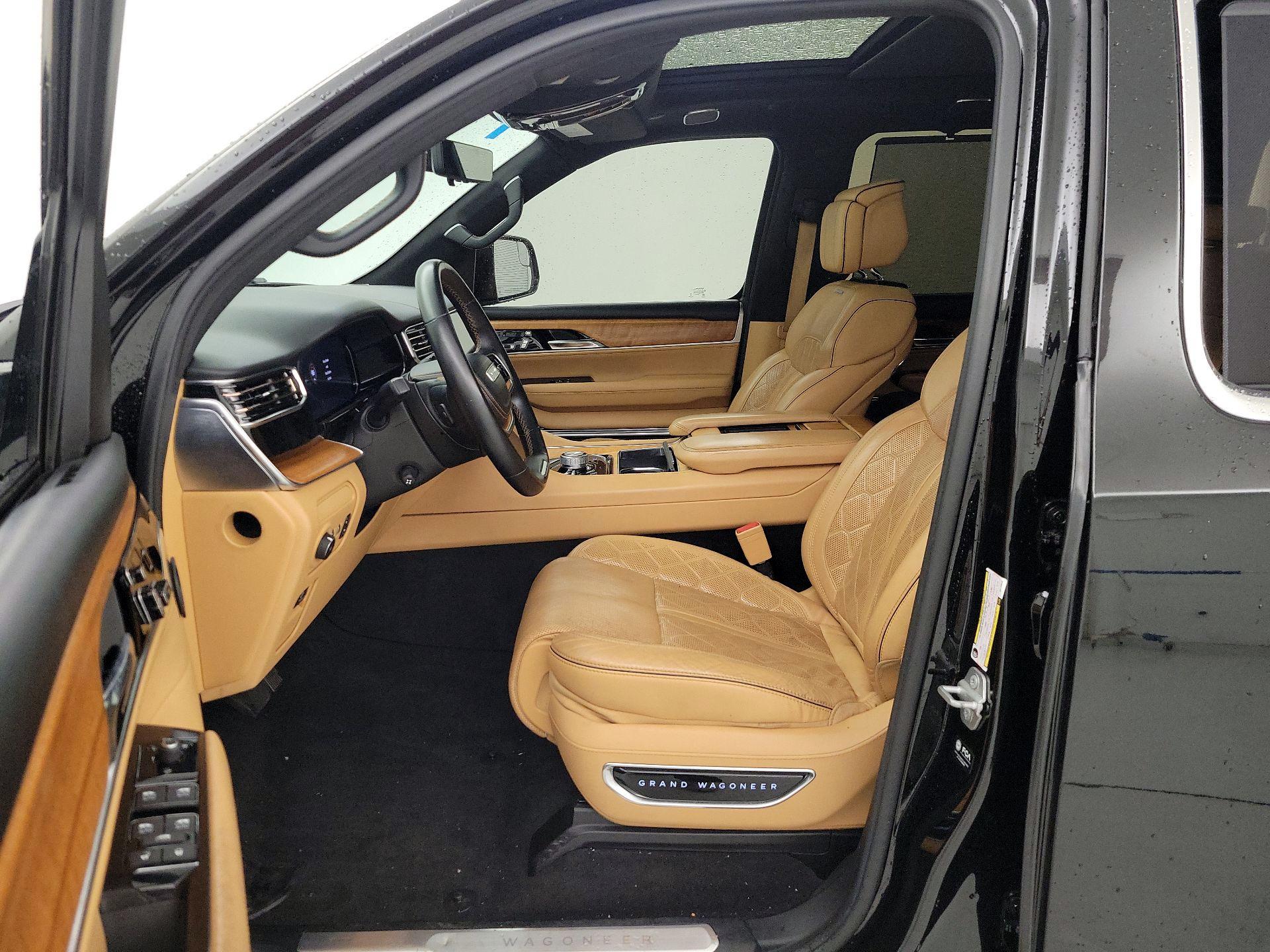 Thumbnail: 2022 Jeep Grand Wagoneer - 11