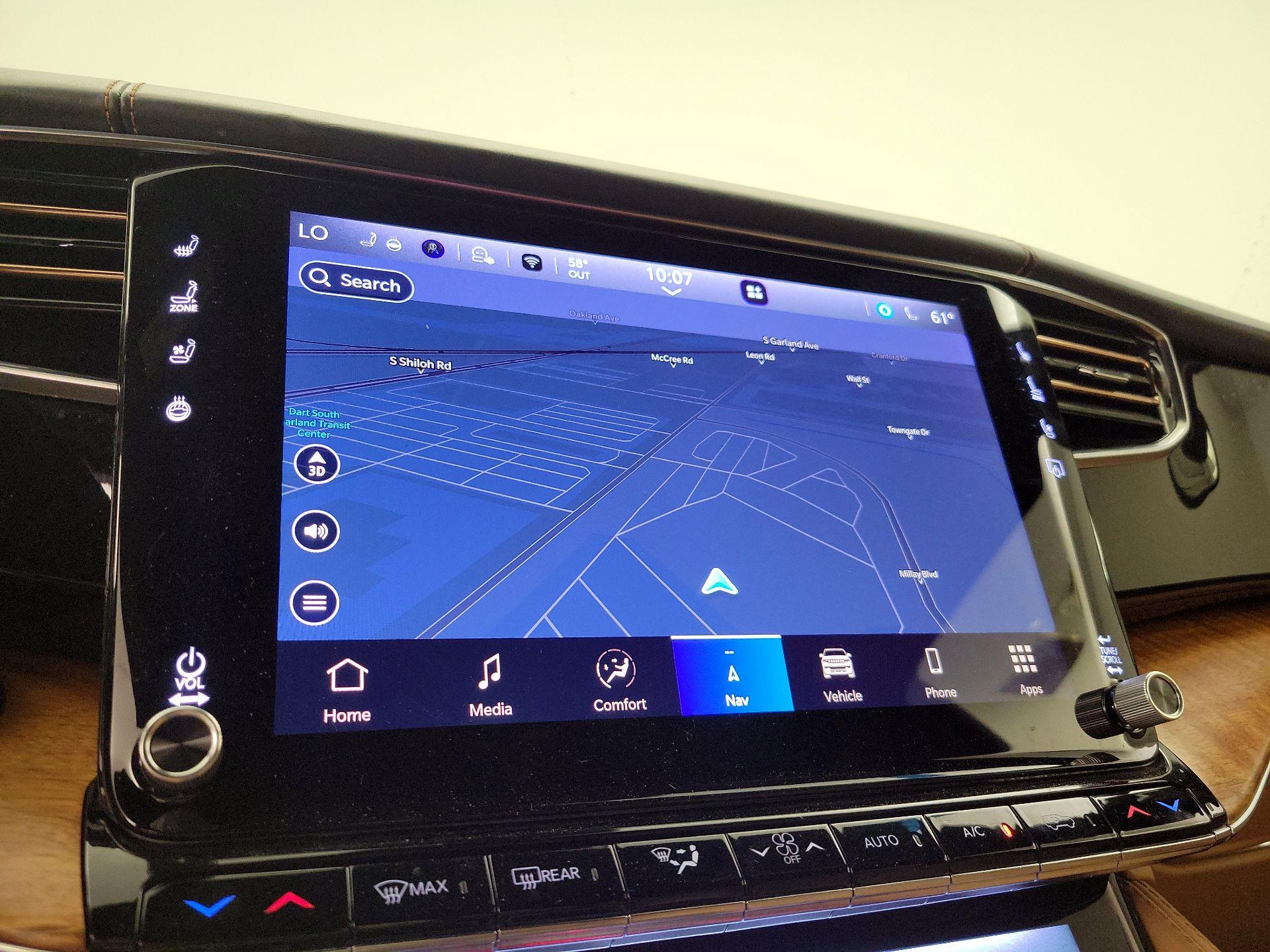 Thumbnail: 2022 Jeep Grand Wagoneer - 14