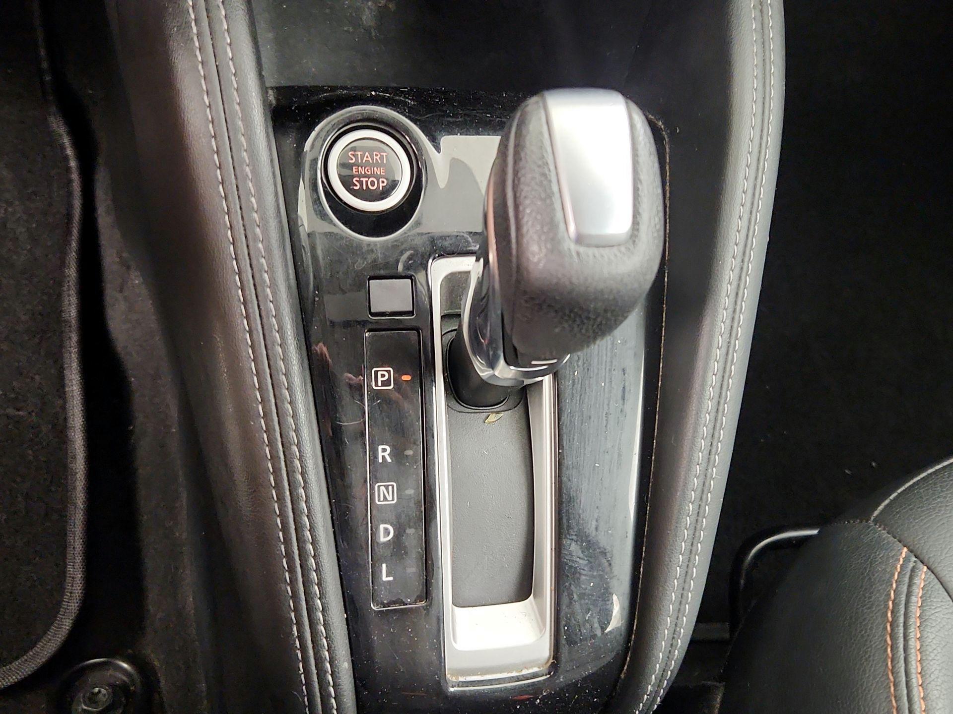 Thumbnail: 2019 Nissan Kicks - 17