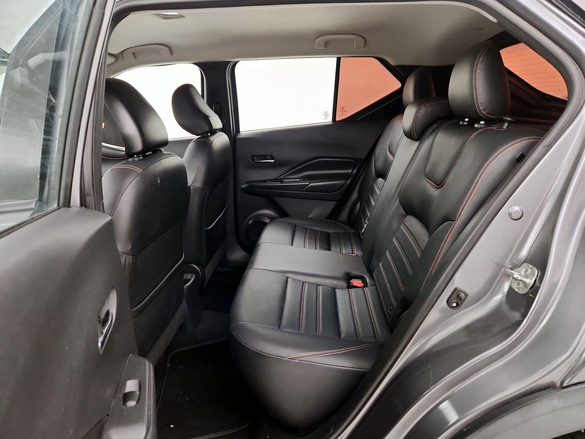 Thumbnail: 2019 Nissan Kicks - 19