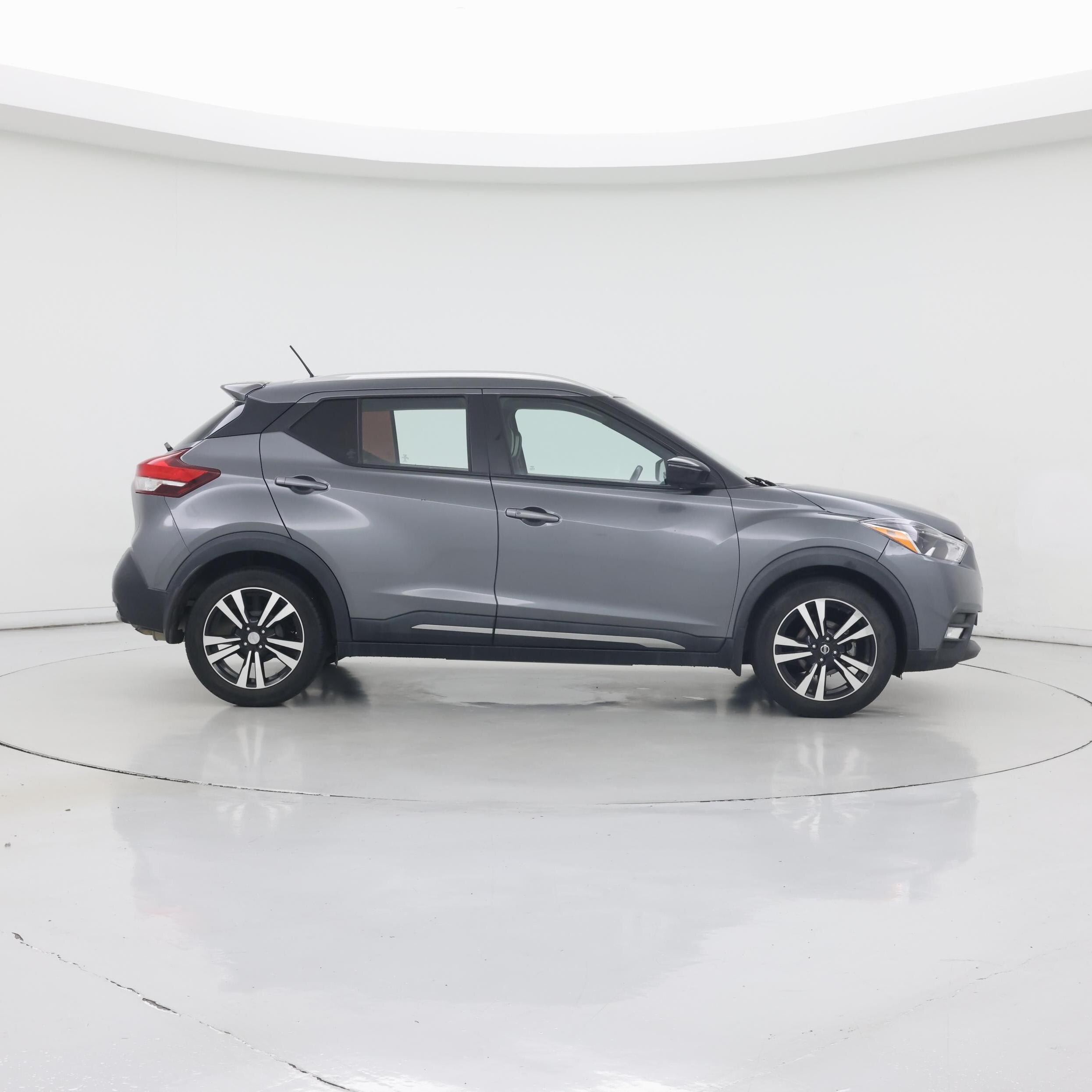 Thumbnail: 2019 Nissan Kicks - 7