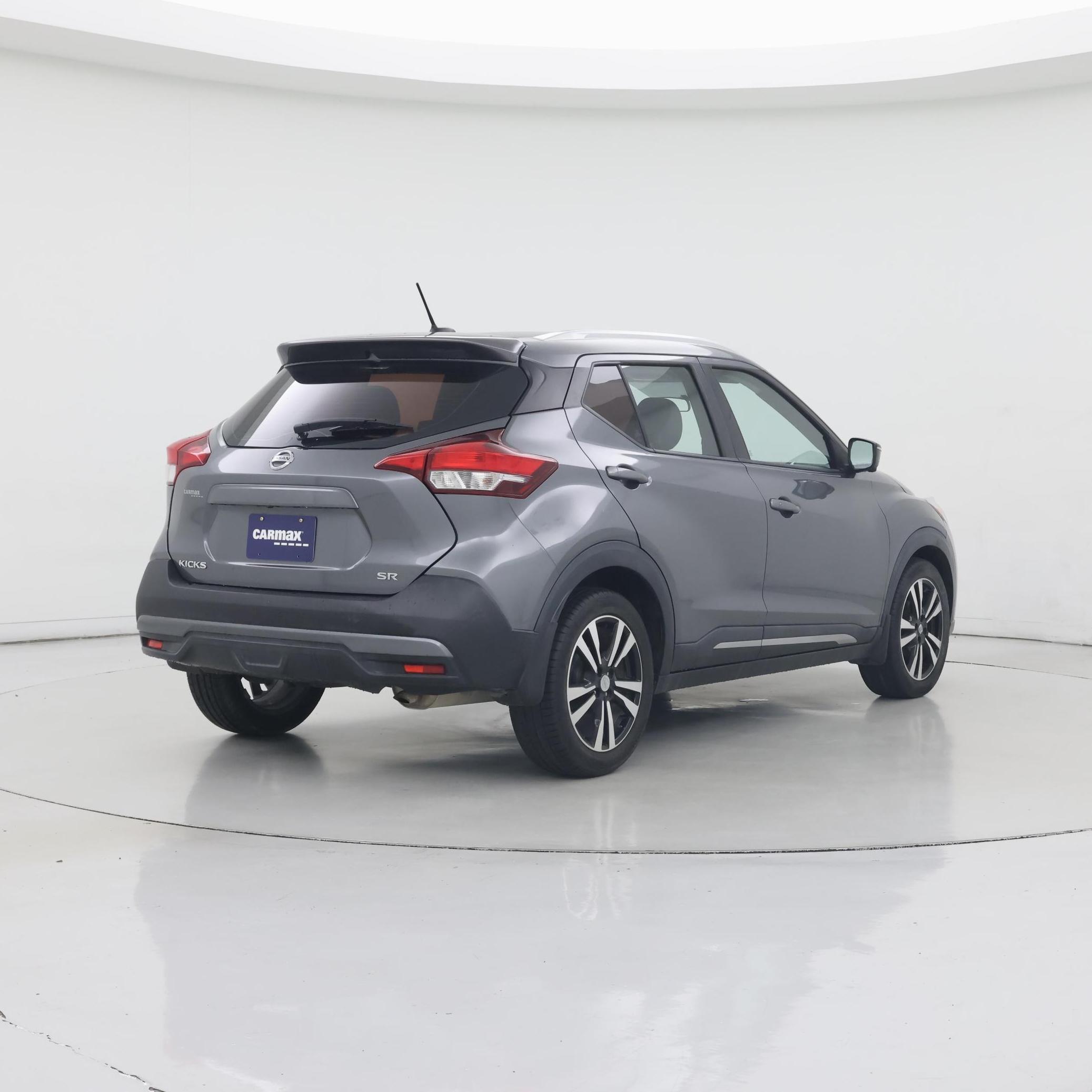 Thumbnail: 2019 Nissan Kicks - 8