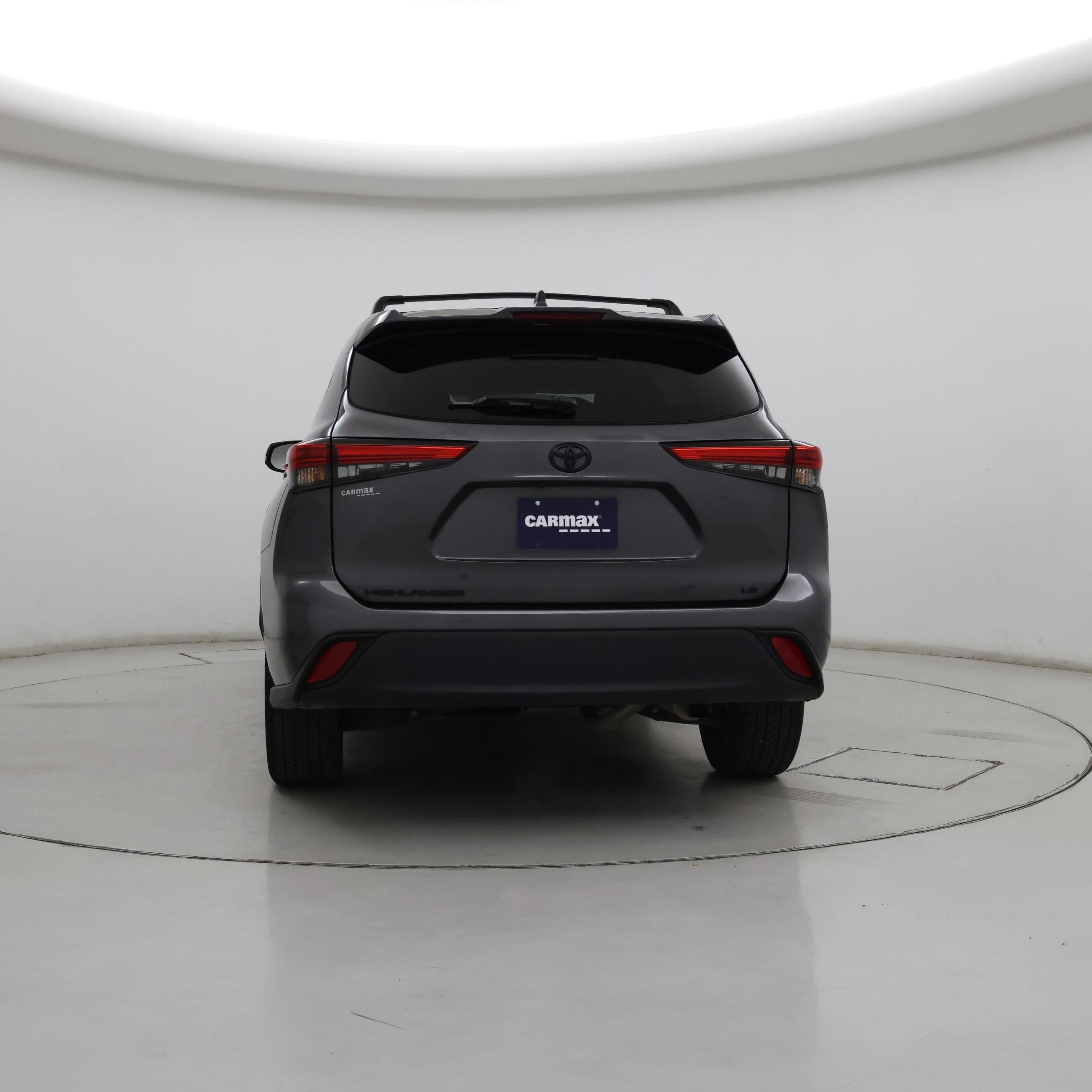 Thumbnail: 2023 Toyota Highlander - 6