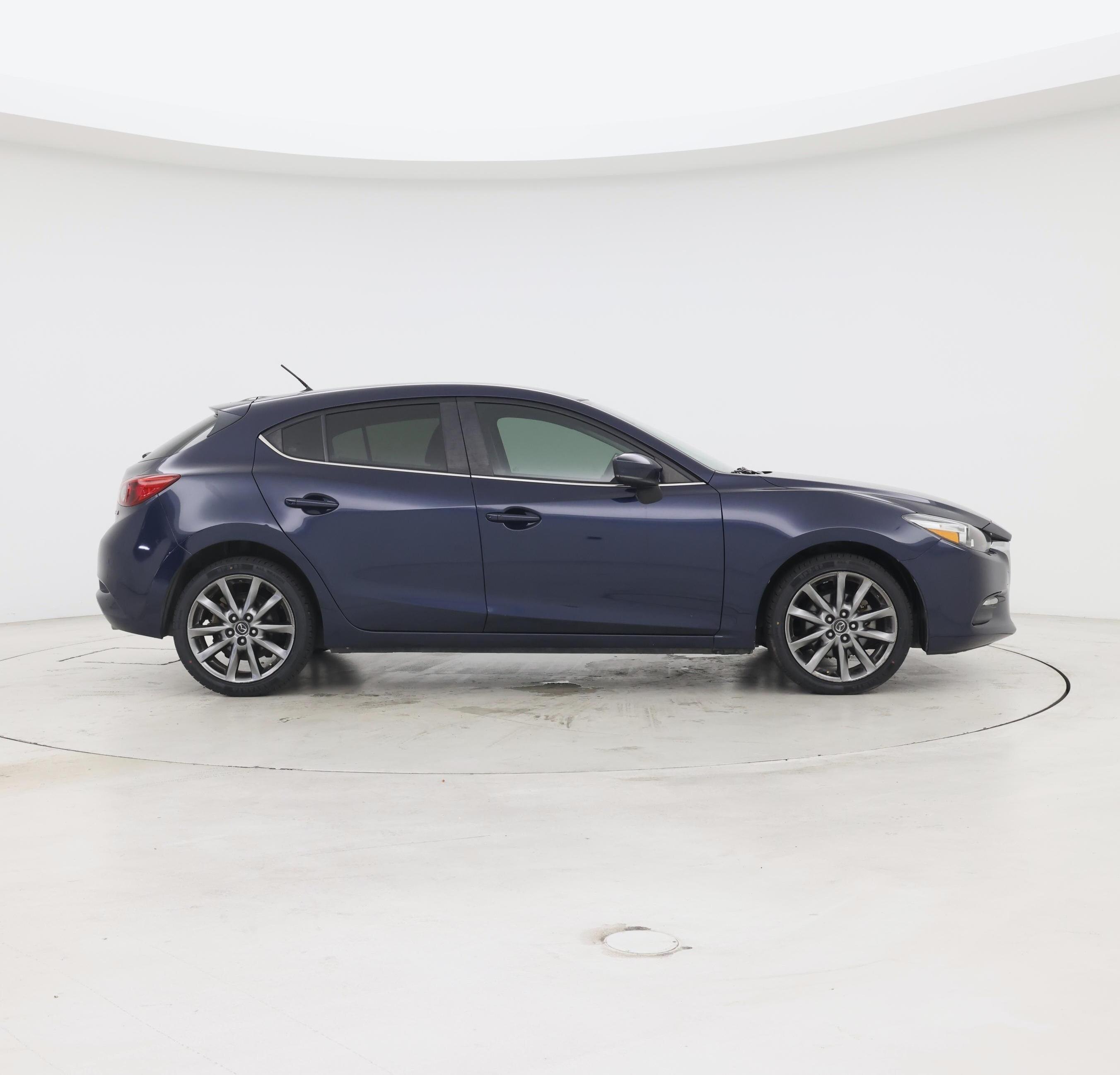 Thumbnail: 2018 Mazda Mazda3 - 7