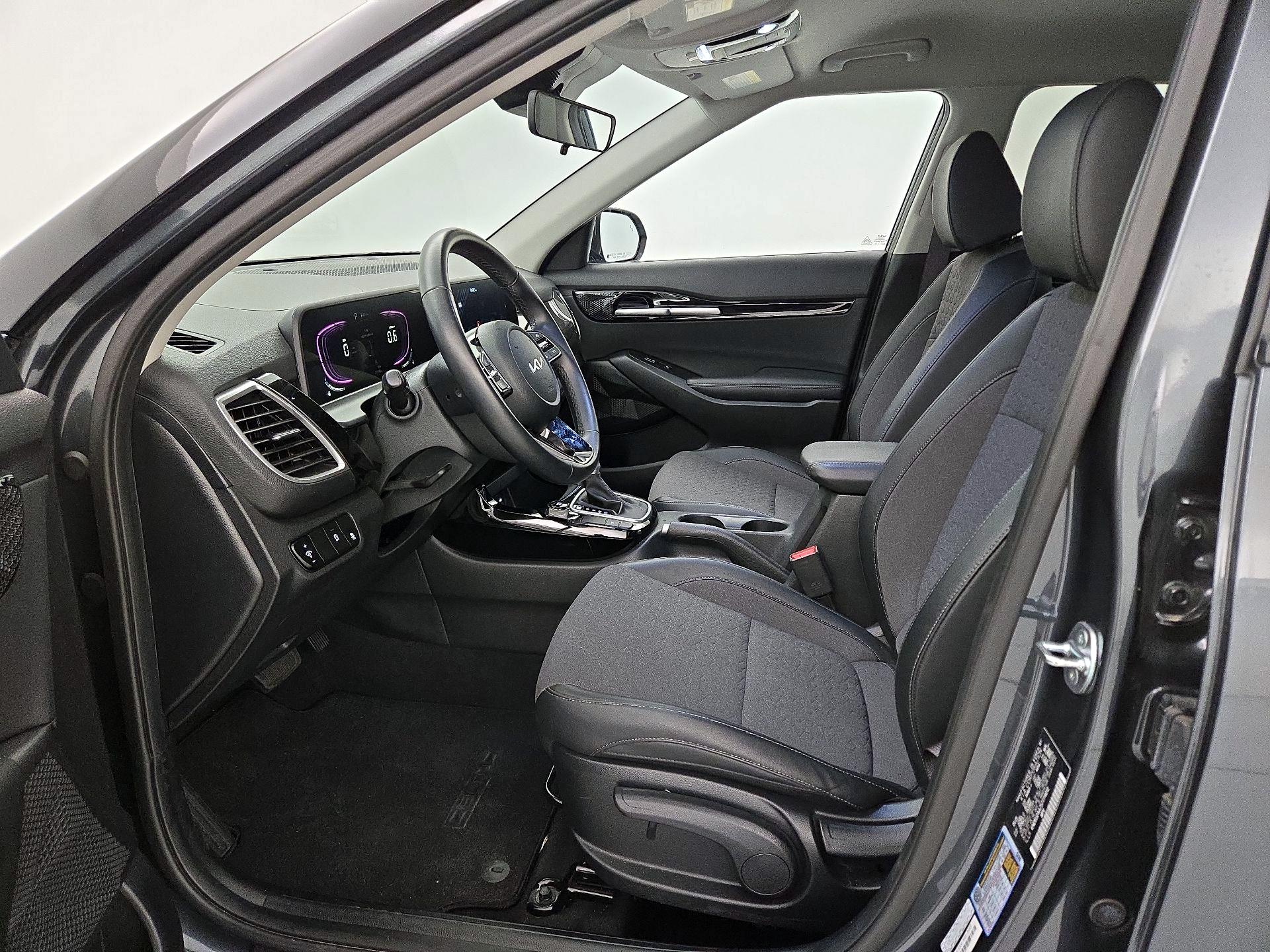 Thumbnail: 2025 Kia Seltos - 11