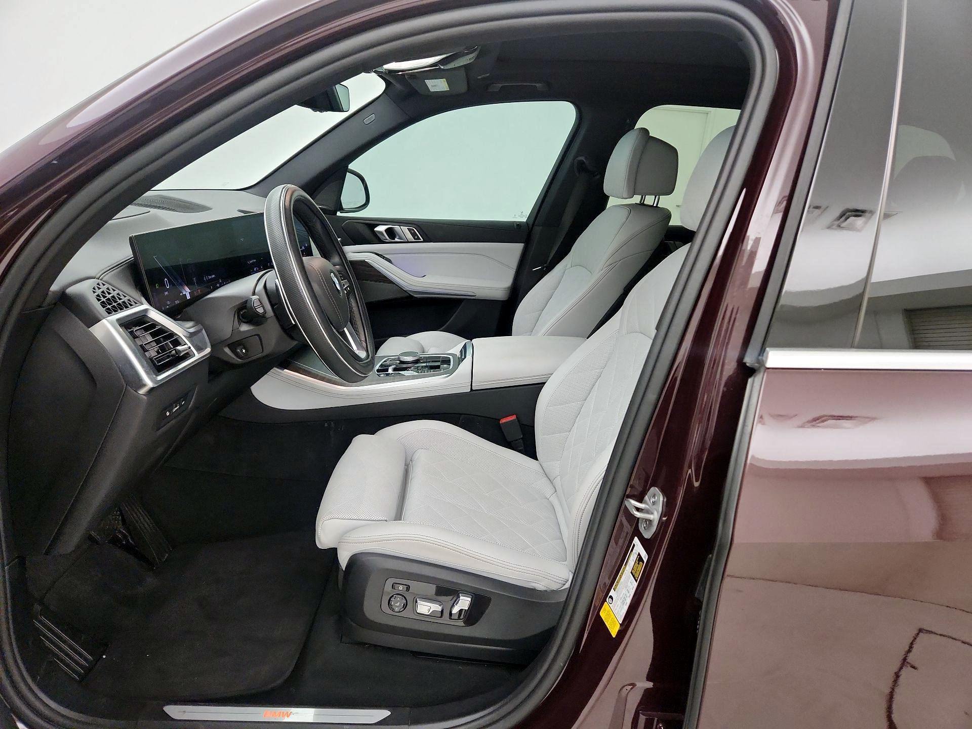 Thumbnail: 2024 BMW X5 - 11