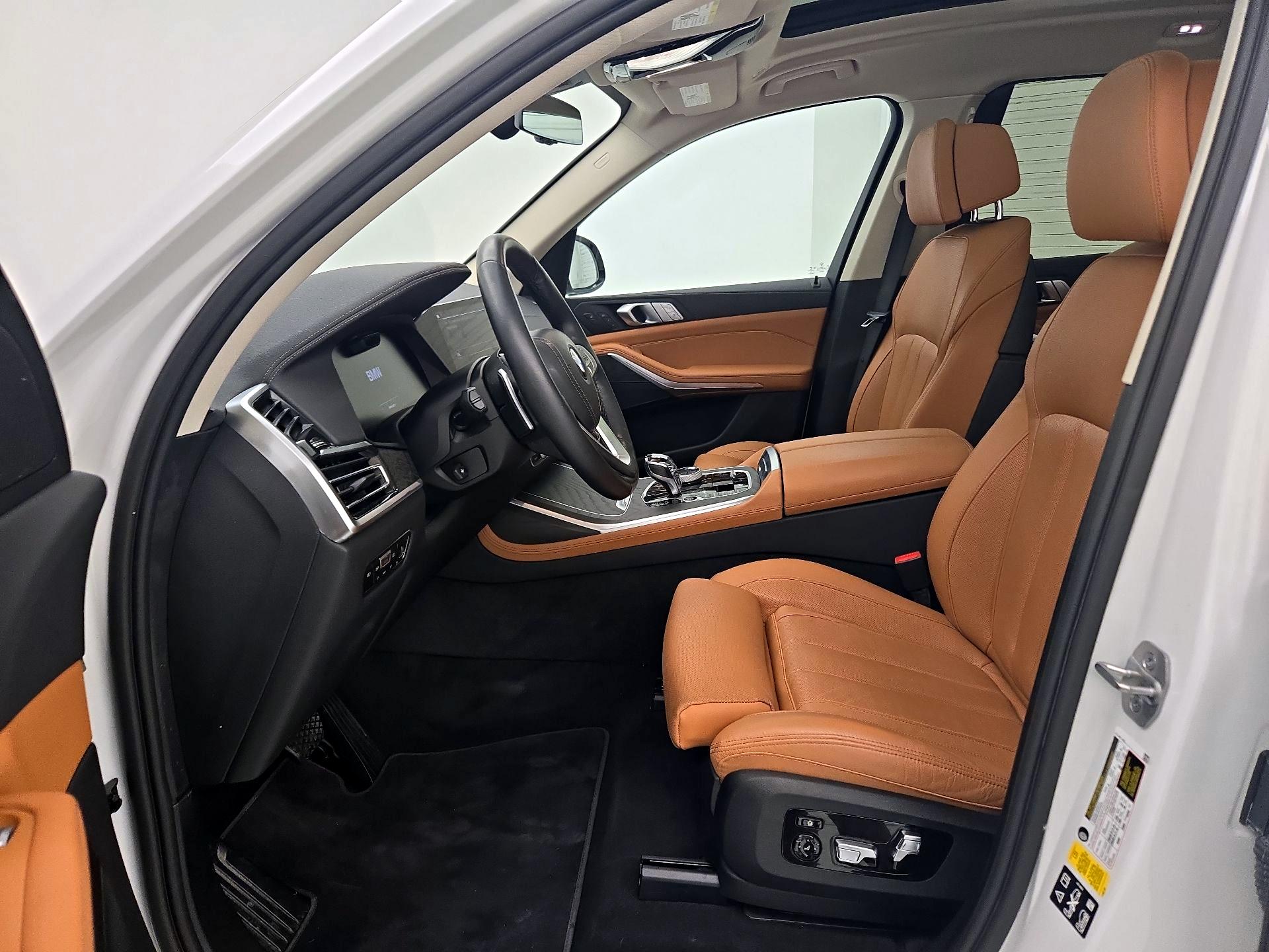 Thumbnail: 2022 BMW X7 - 11