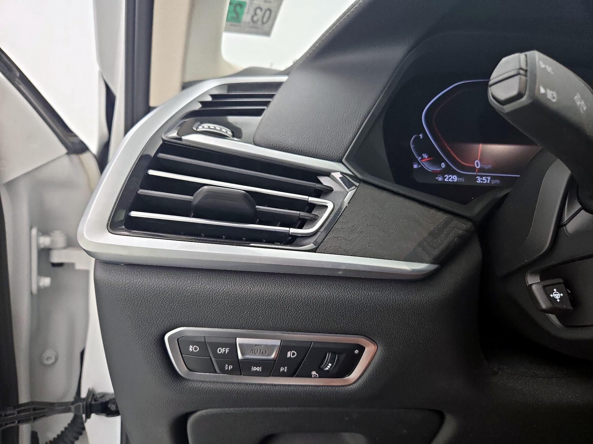 Thumbnail: 2022 BMW X7 - 13