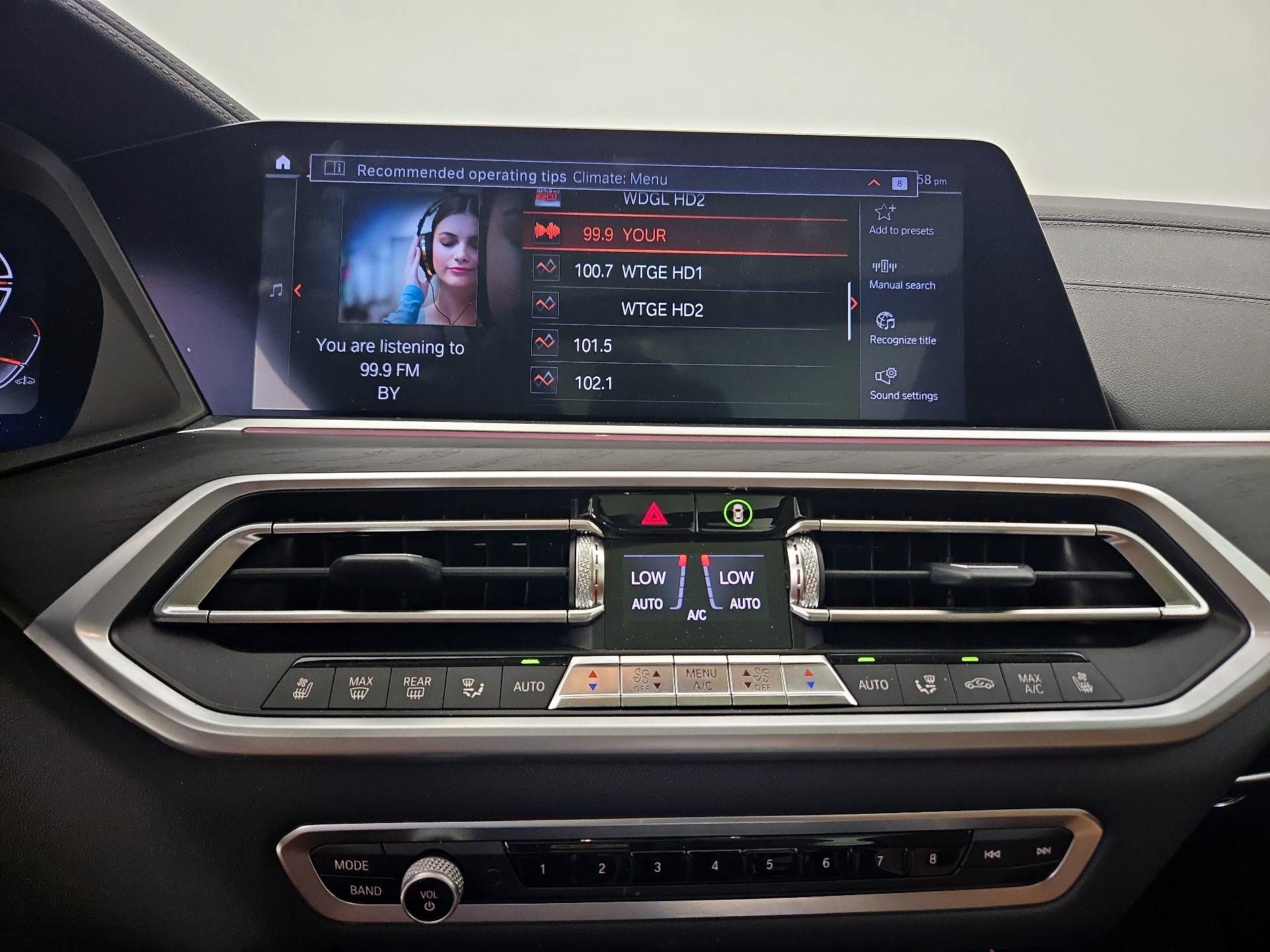 Thumbnail: 2022 BMW X7 - 16