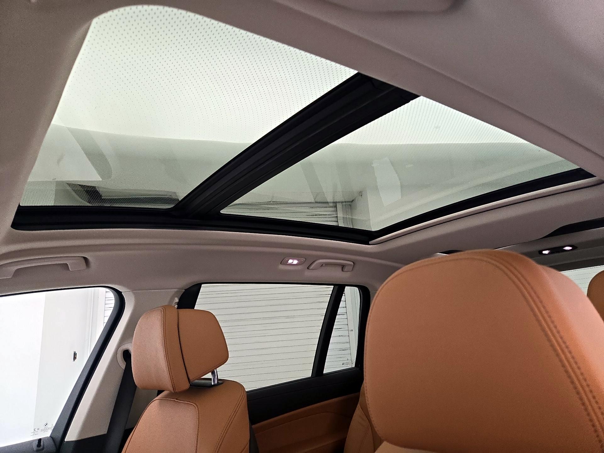 Thumbnail: 2022 BMW X7 - 20