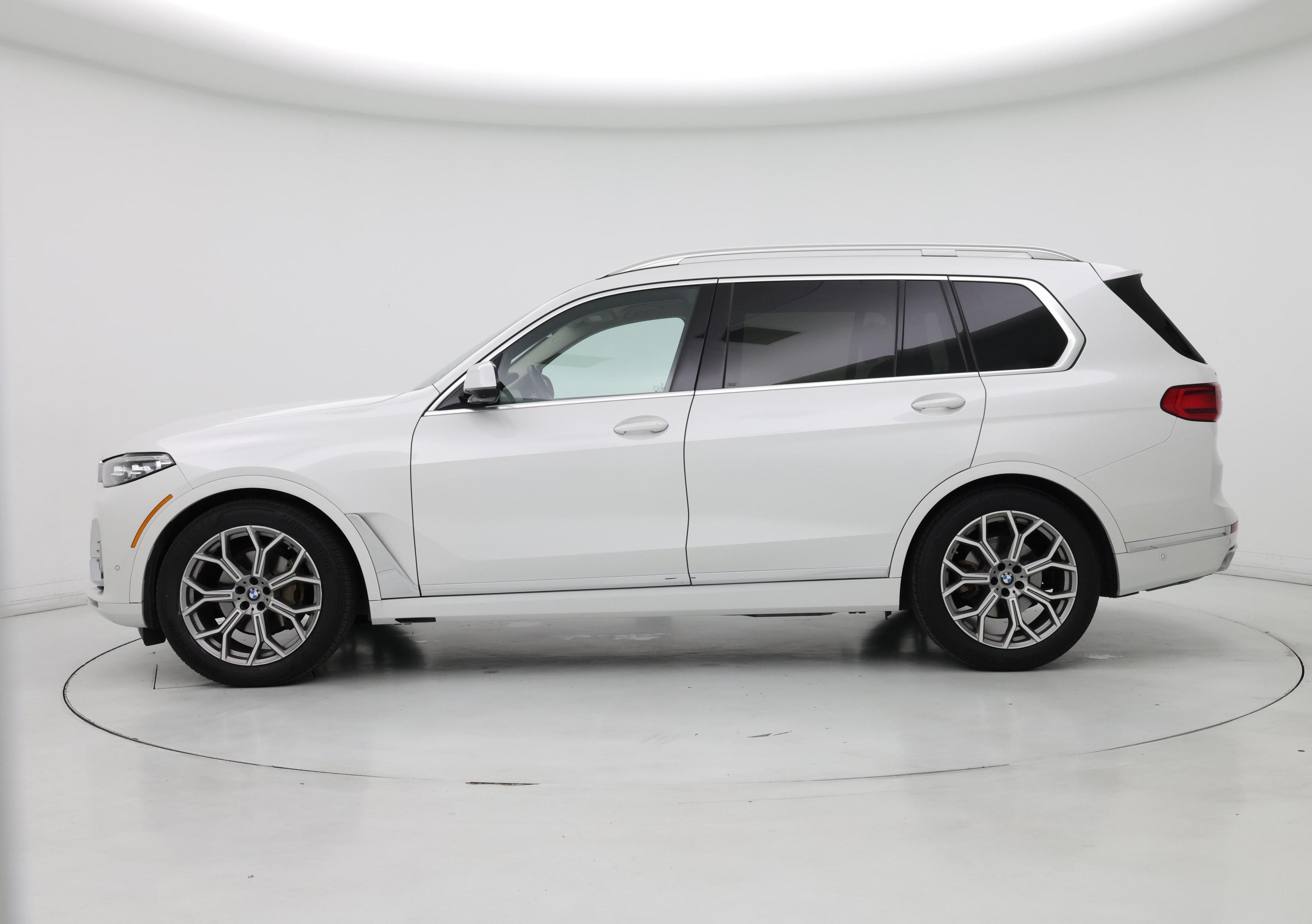 Thumbnail: 2022 BMW X7 - 3