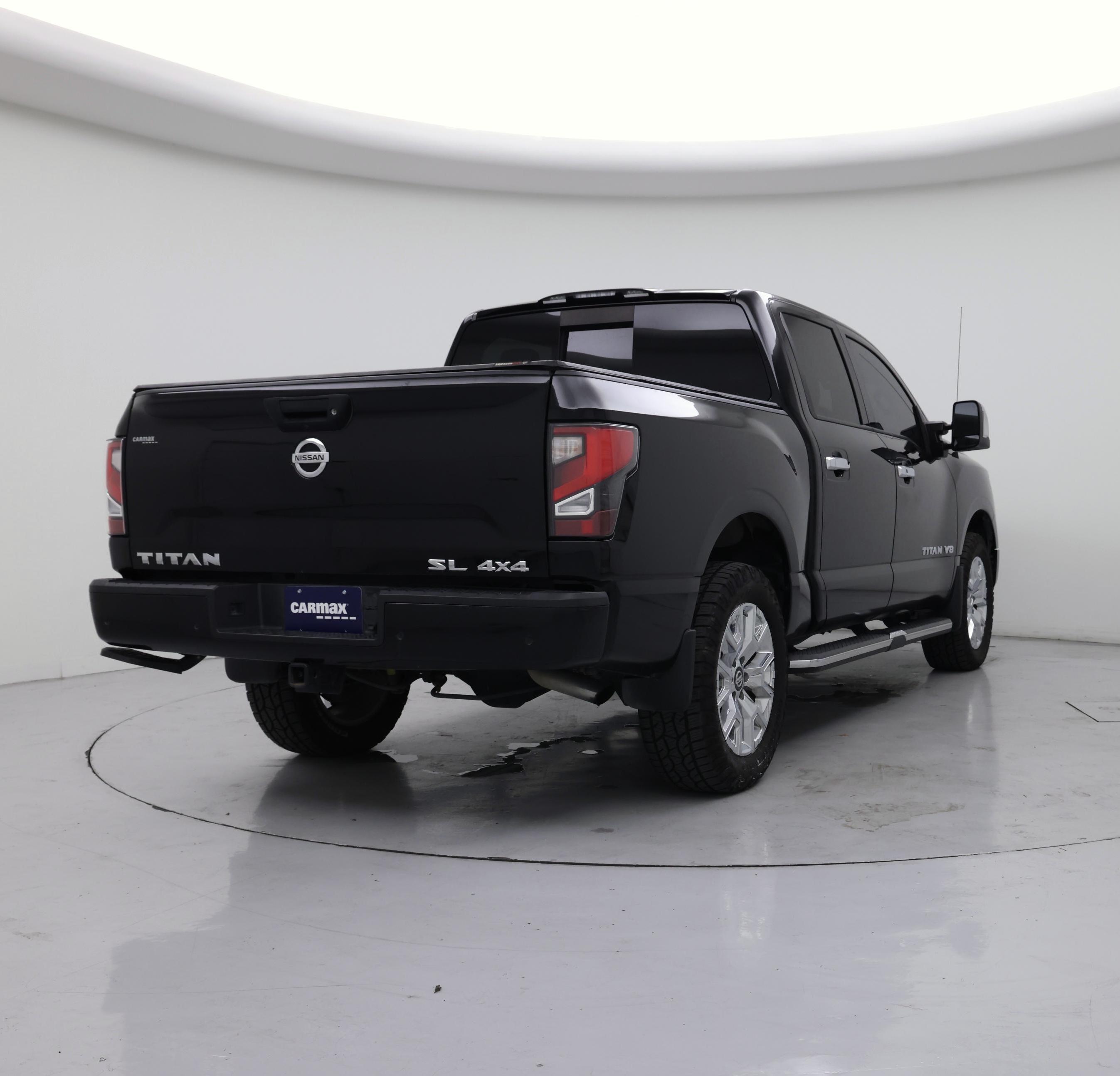 Thumbnail: 2020 Nissan Titan - 8