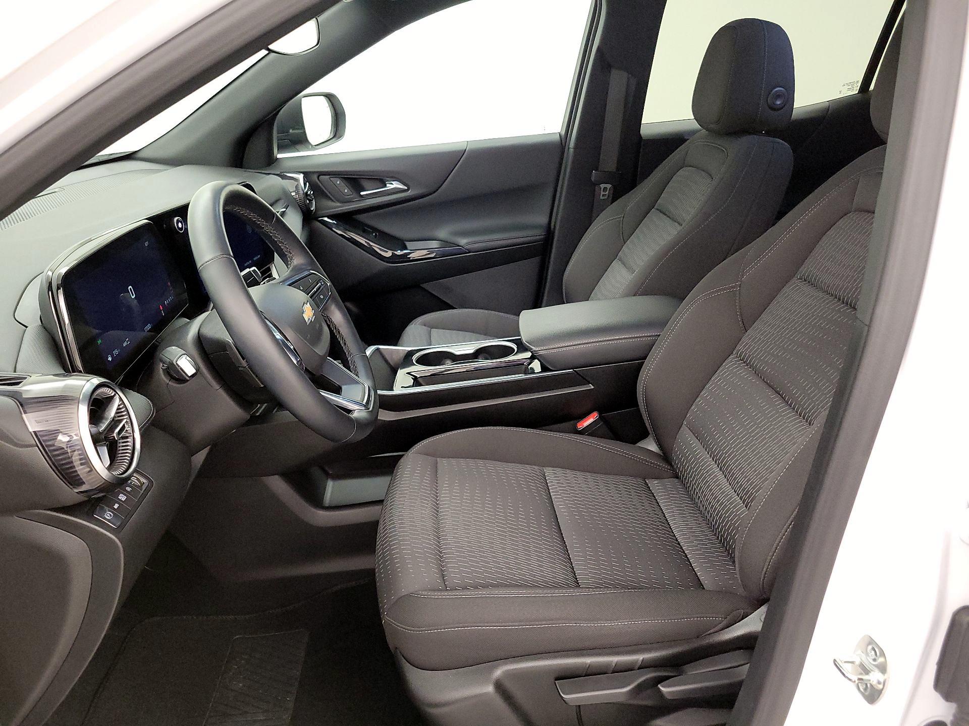 Thumbnail: 2025 Chevrolet Equinox - 11