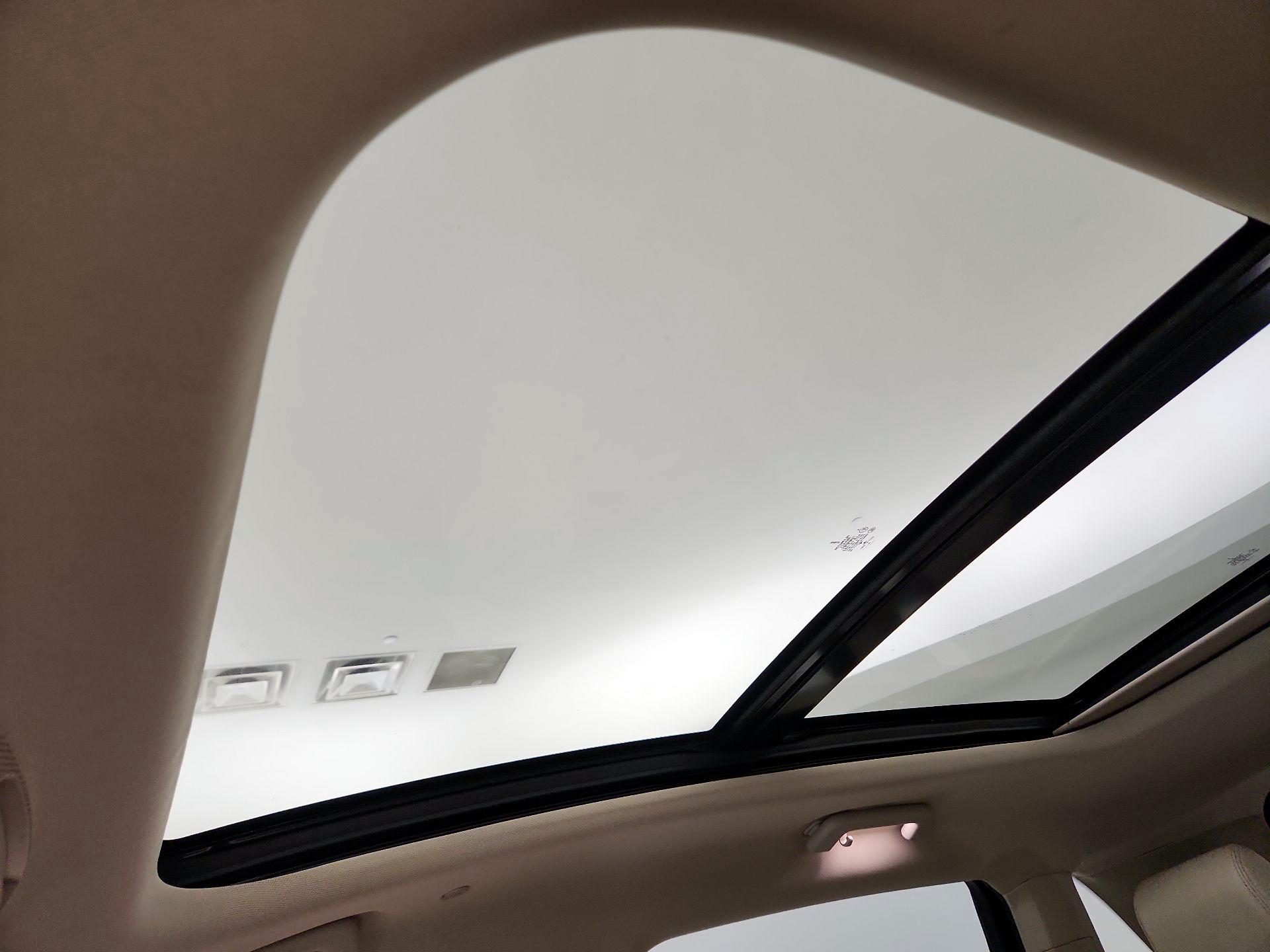 Thumbnail: 2020 Lincoln Nautilus - 20