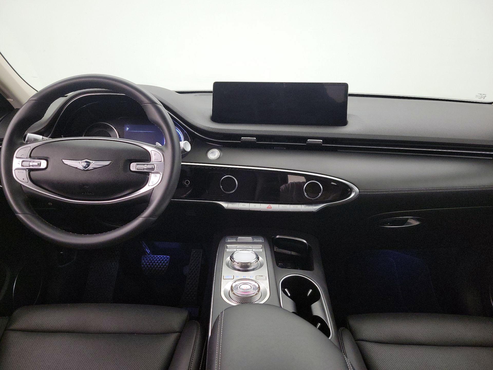 Thumbnail: 2025 Genesis GV70 - 9