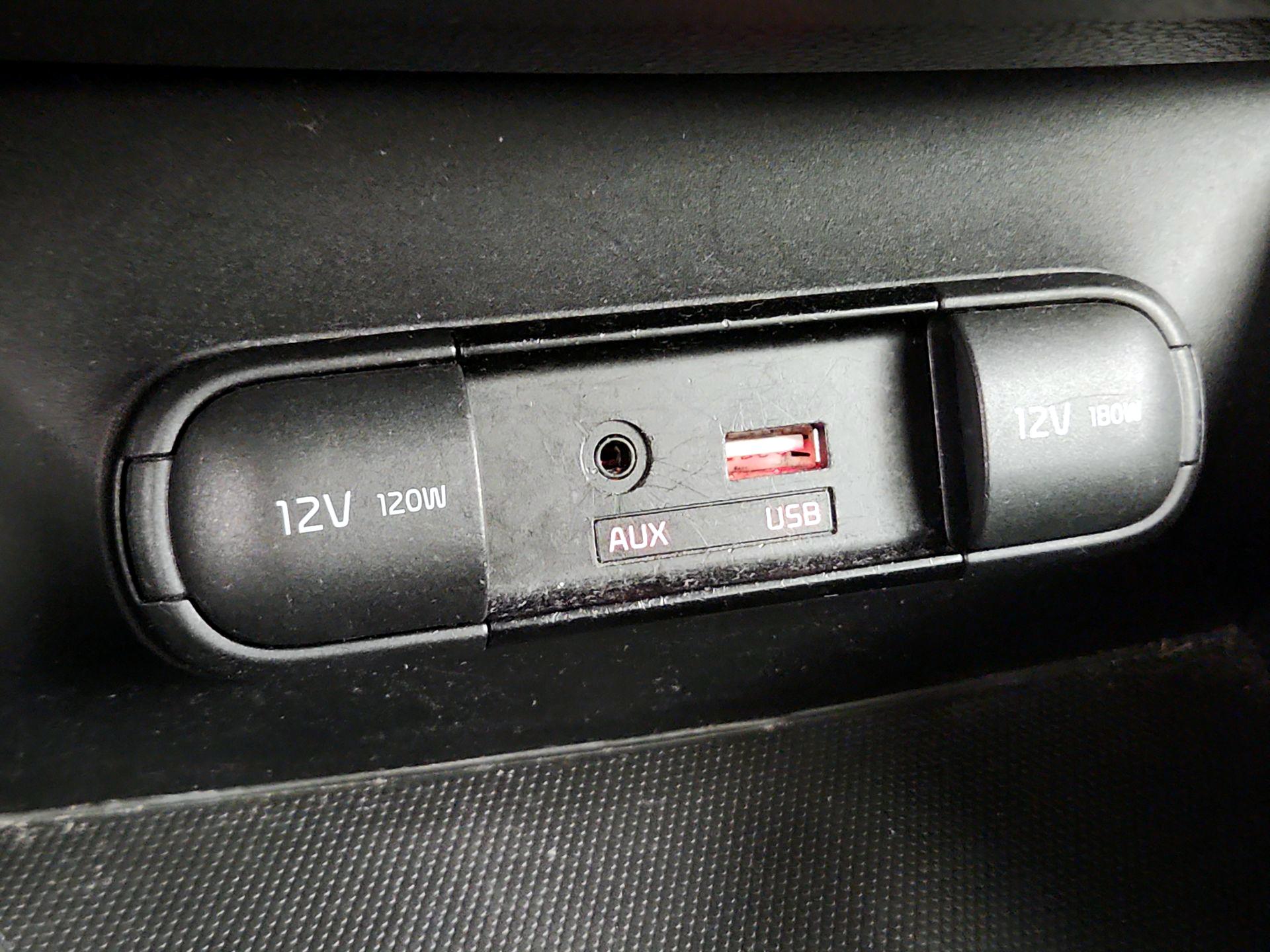Thumbnail: 2019 Kia Soul - 18