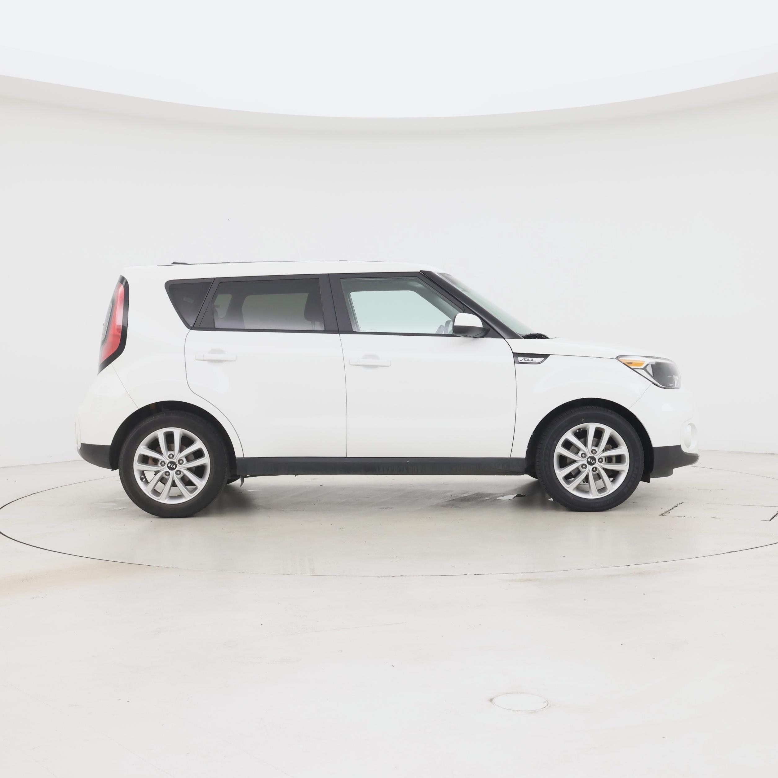 Thumbnail: 2019 Kia Soul - 7