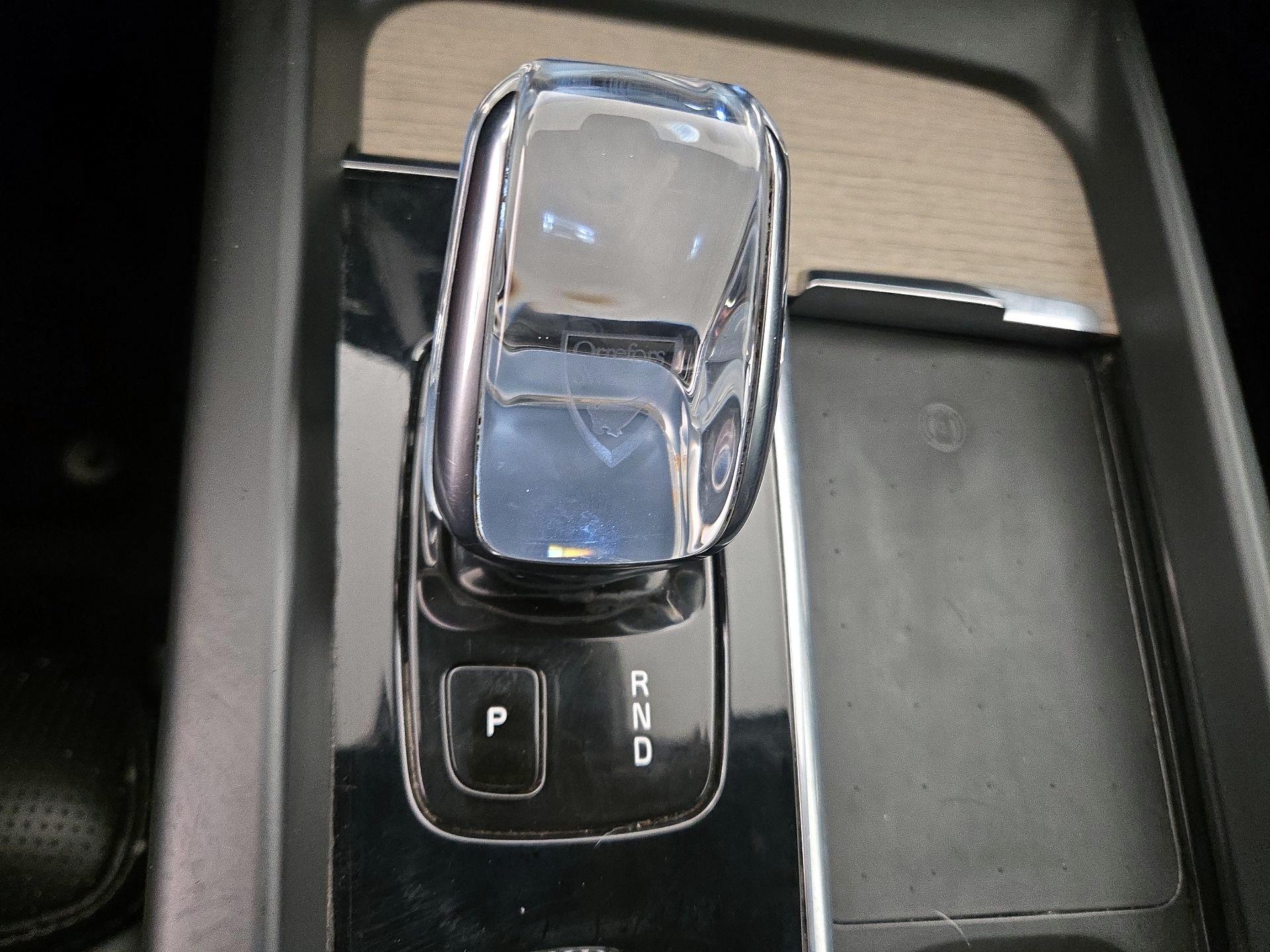 Thumbnail: 2022 Volvo XC60 - 18