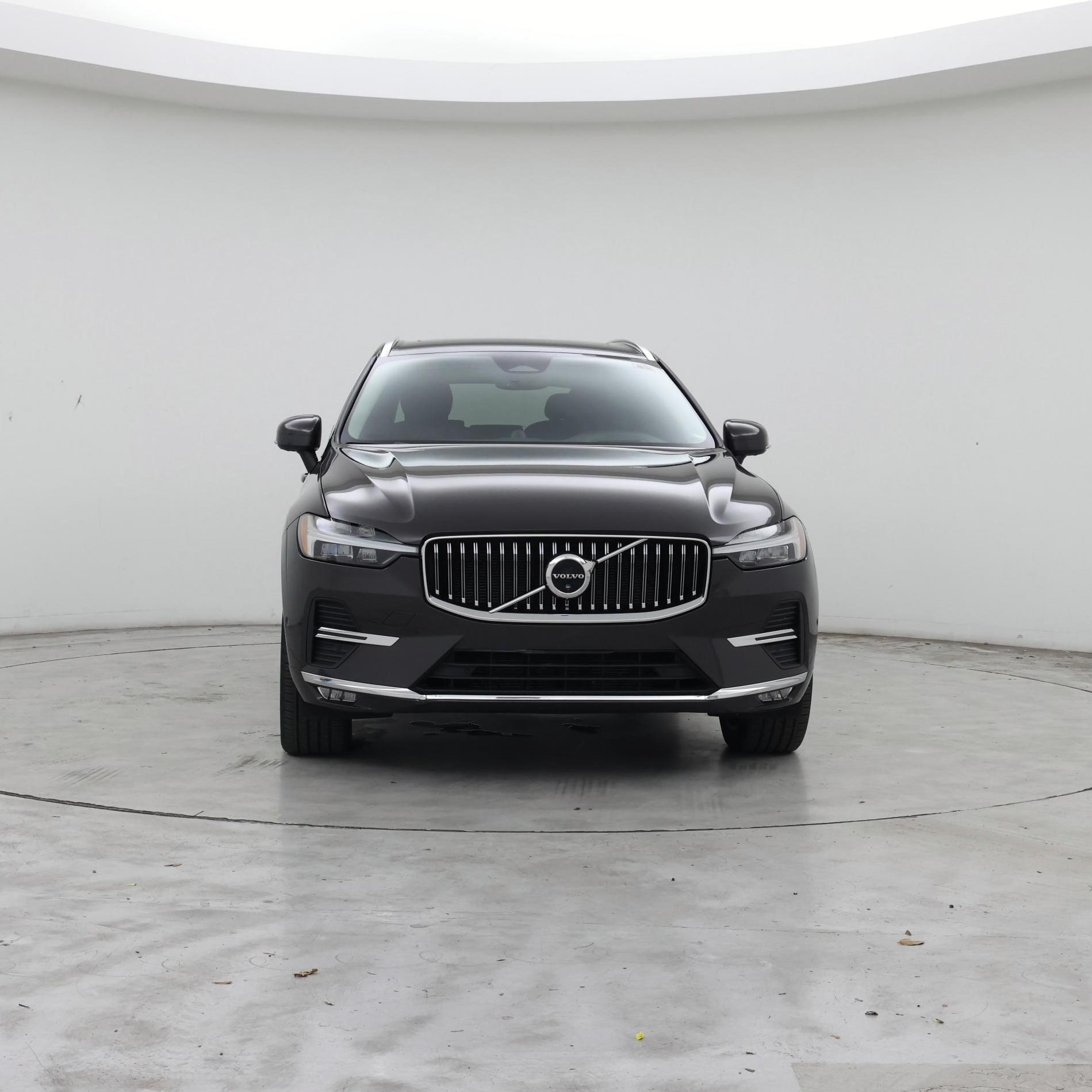 Thumbnail: 2022 Volvo XC60 - 5