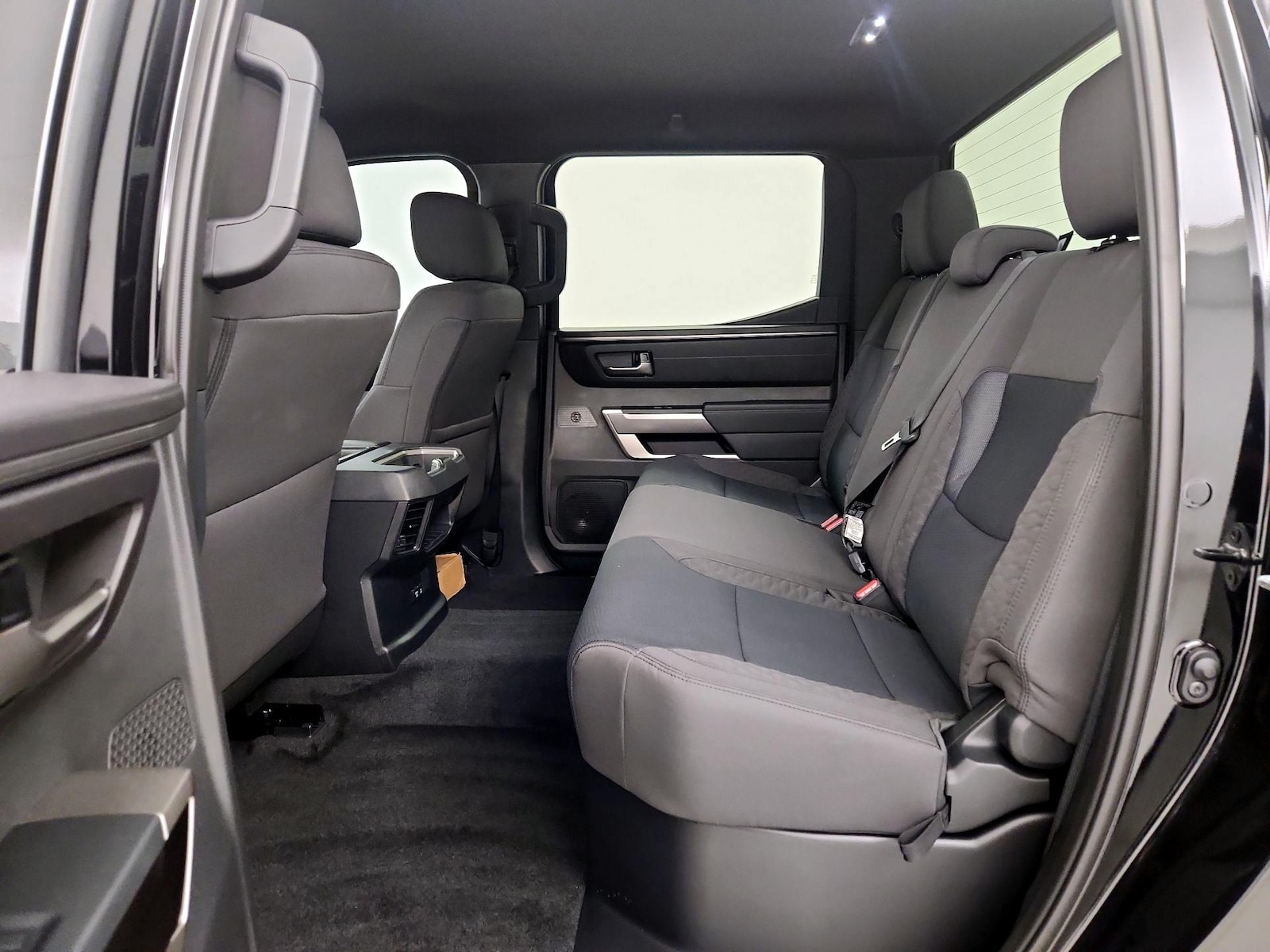 2026 Toyota Tundra SR5 - Photo 20