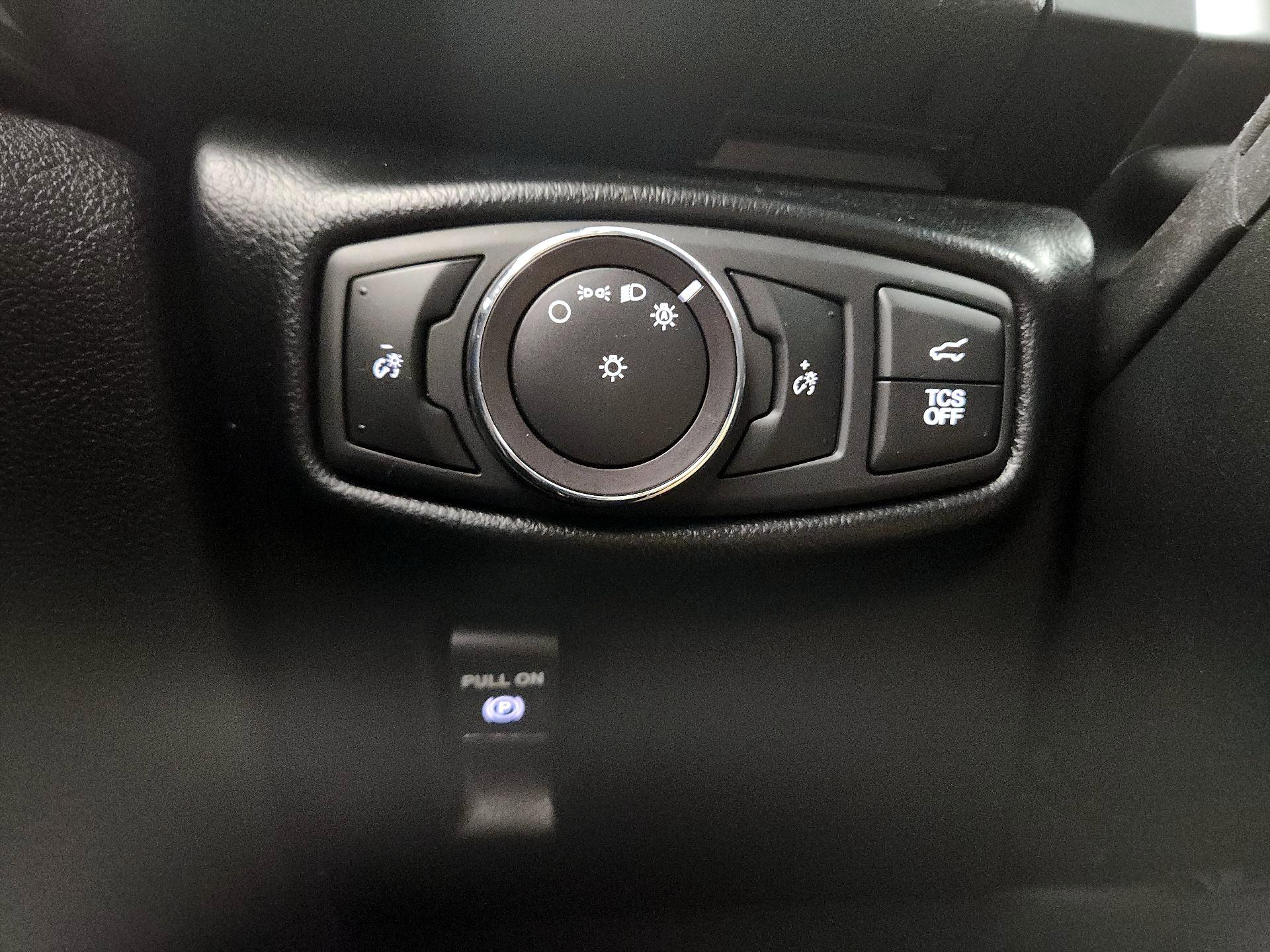 Thumbnail: 2020 Lincoln Nautilus - 13