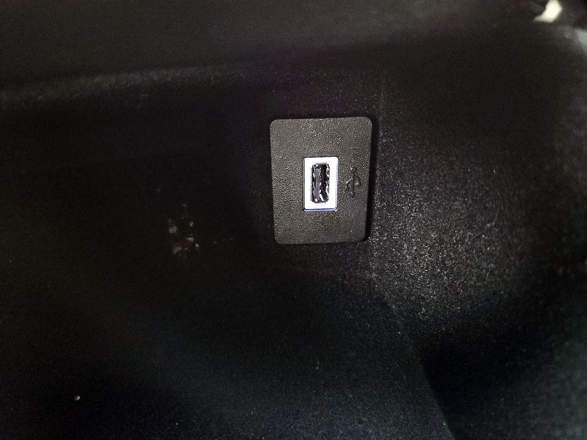 Thumbnail: 2020 Lincoln Nautilus - 19