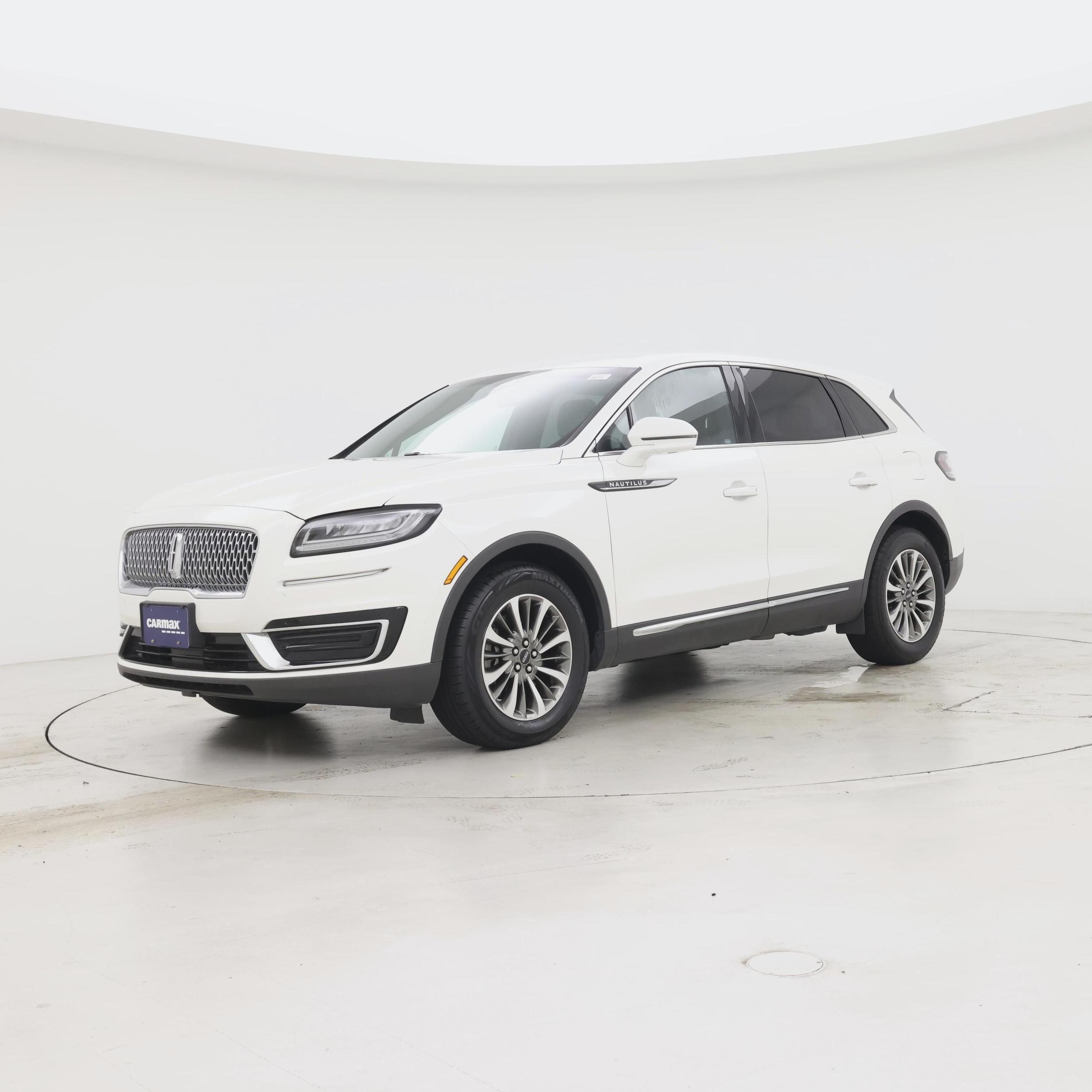 Thumbnail: 2020 Lincoln Nautilus - 4