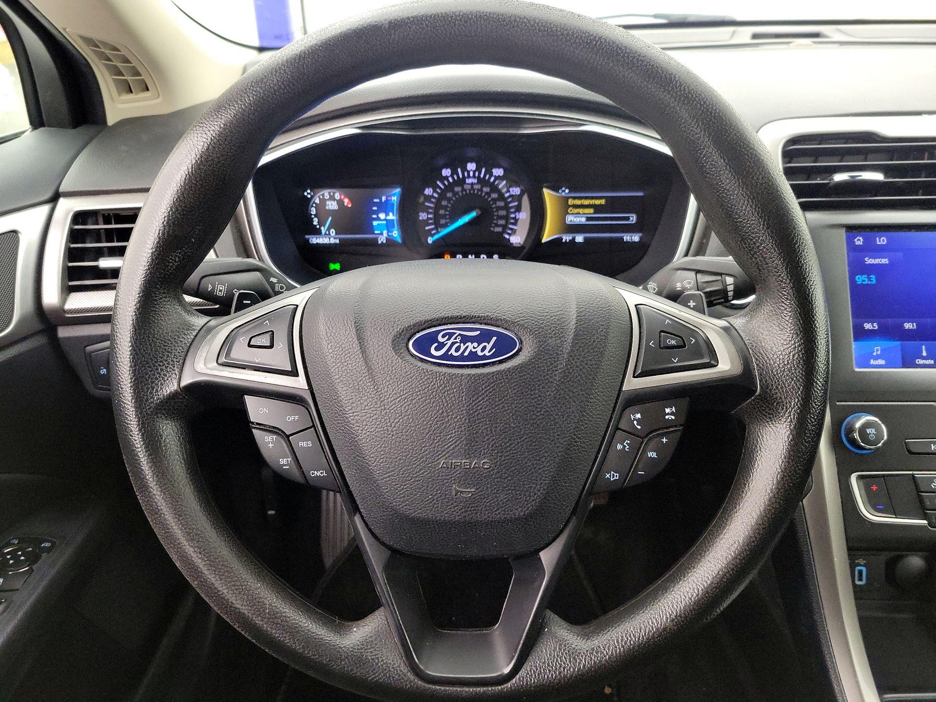 Thumbnail: 2019 Ford Fusion - 10