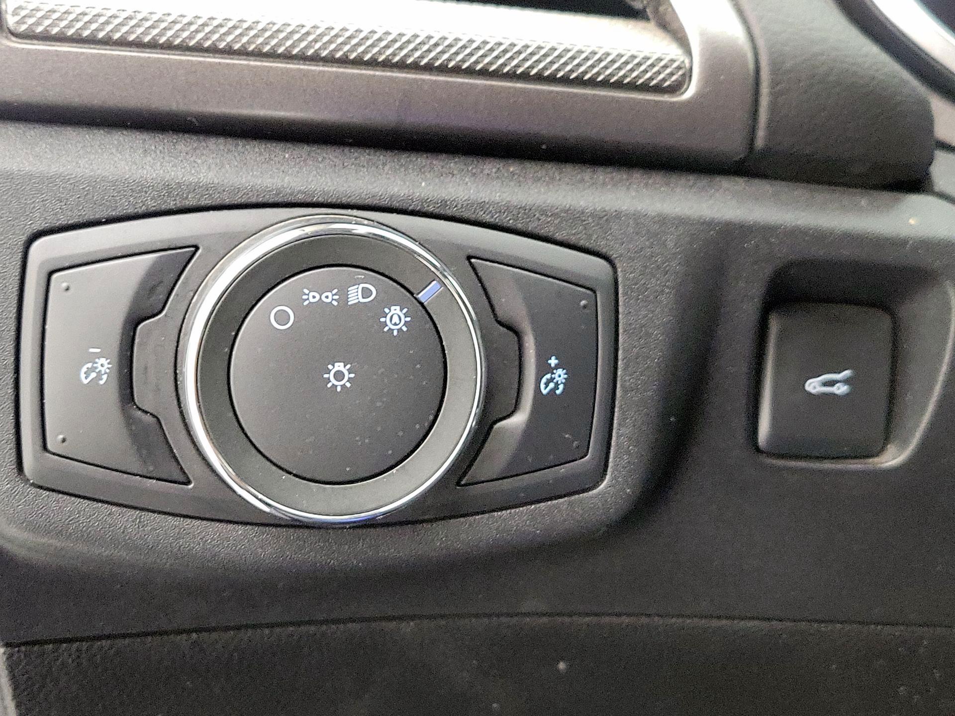 Thumbnail: 2019 Ford Fusion - 13