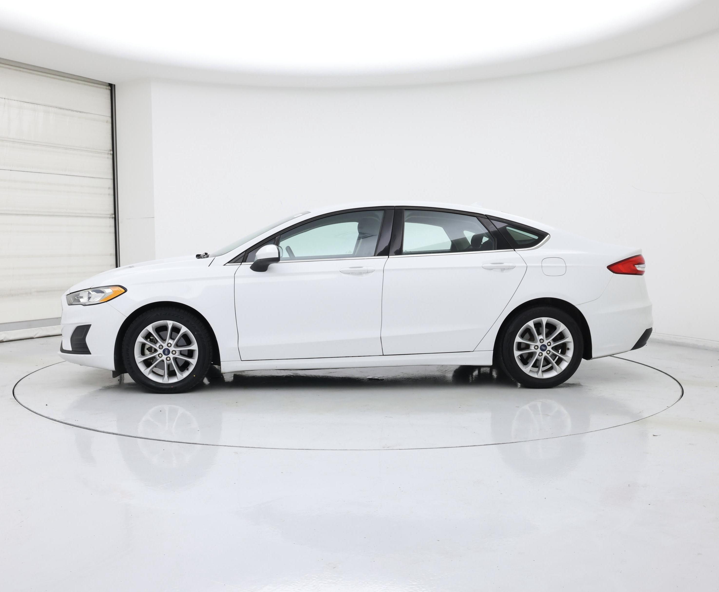 Thumbnail: 2019 Ford Fusion - 3