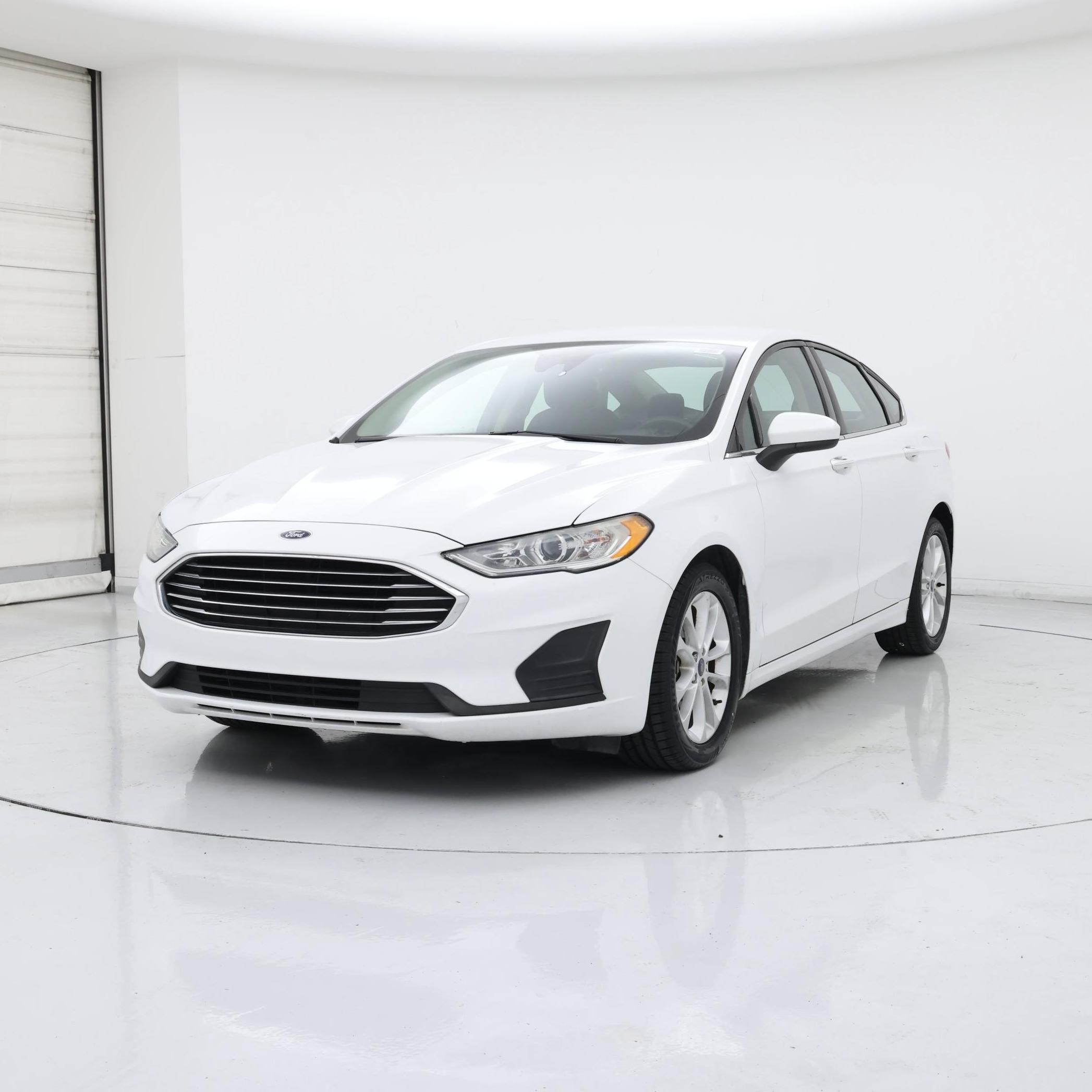 Thumbnail: 2019 Ford Fusion - 4