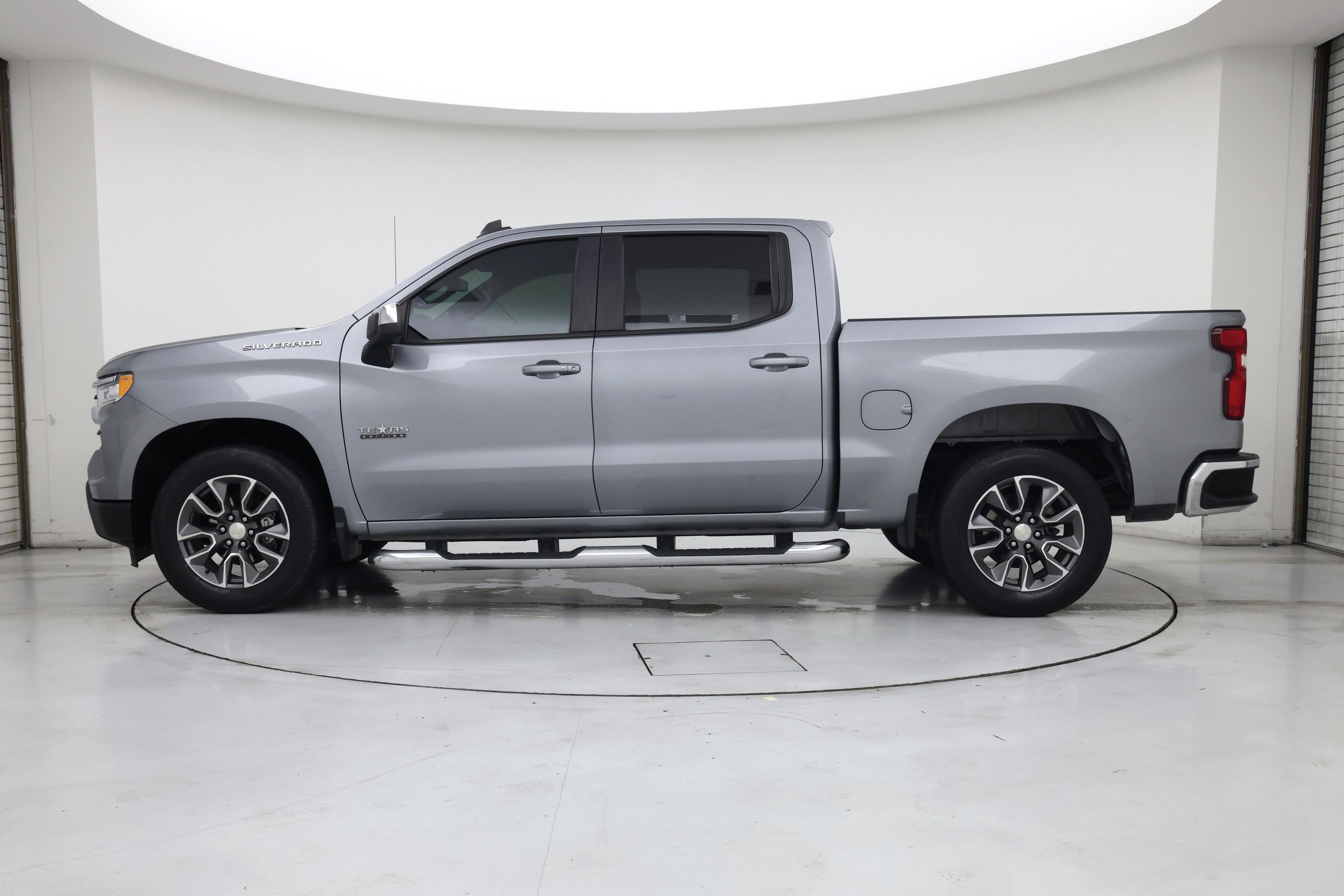 Thumbnail: 2023 Chevrolet Silverado 1500 - 3