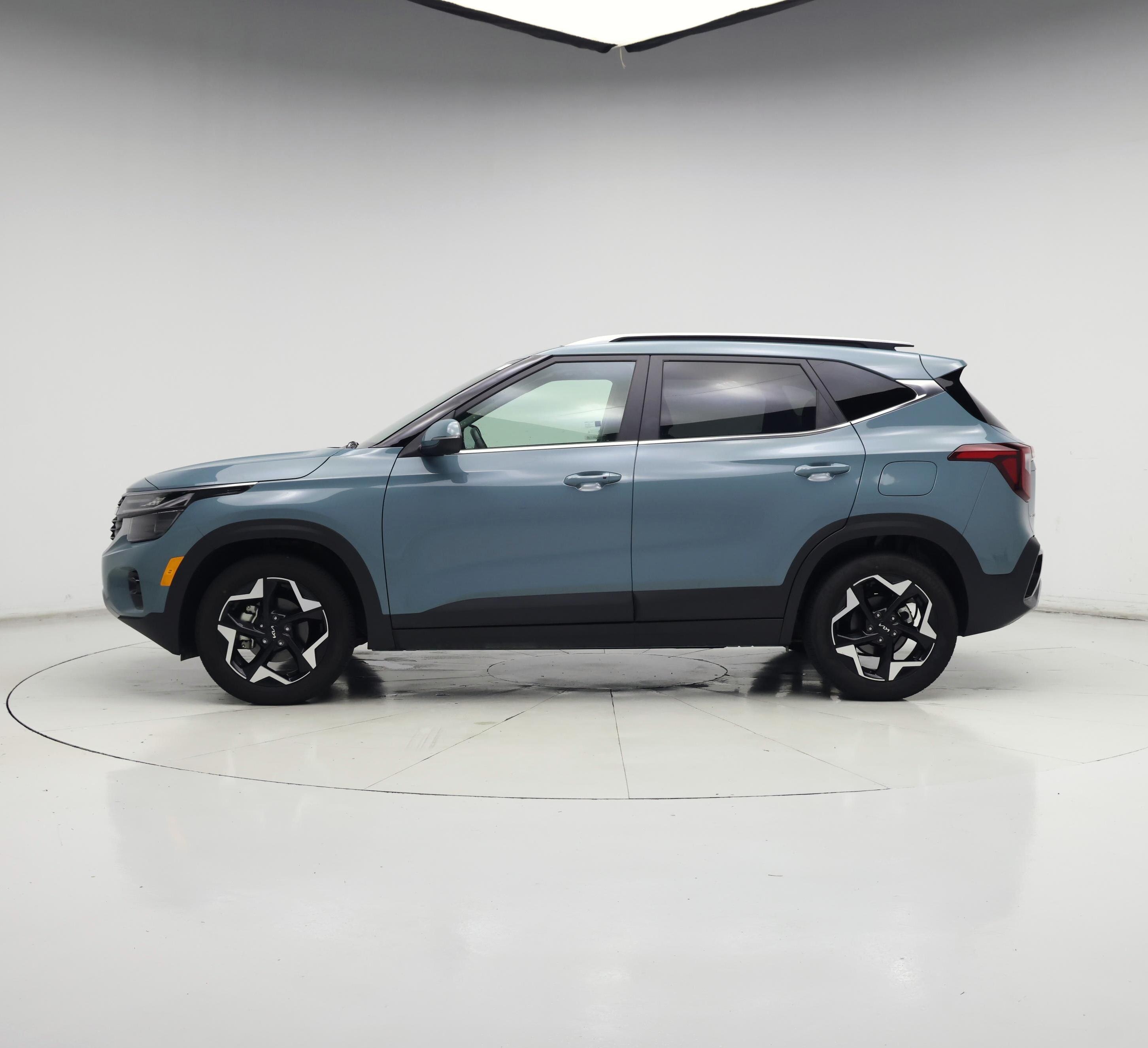Thumbnail: 2025 Kia Seltos - 3