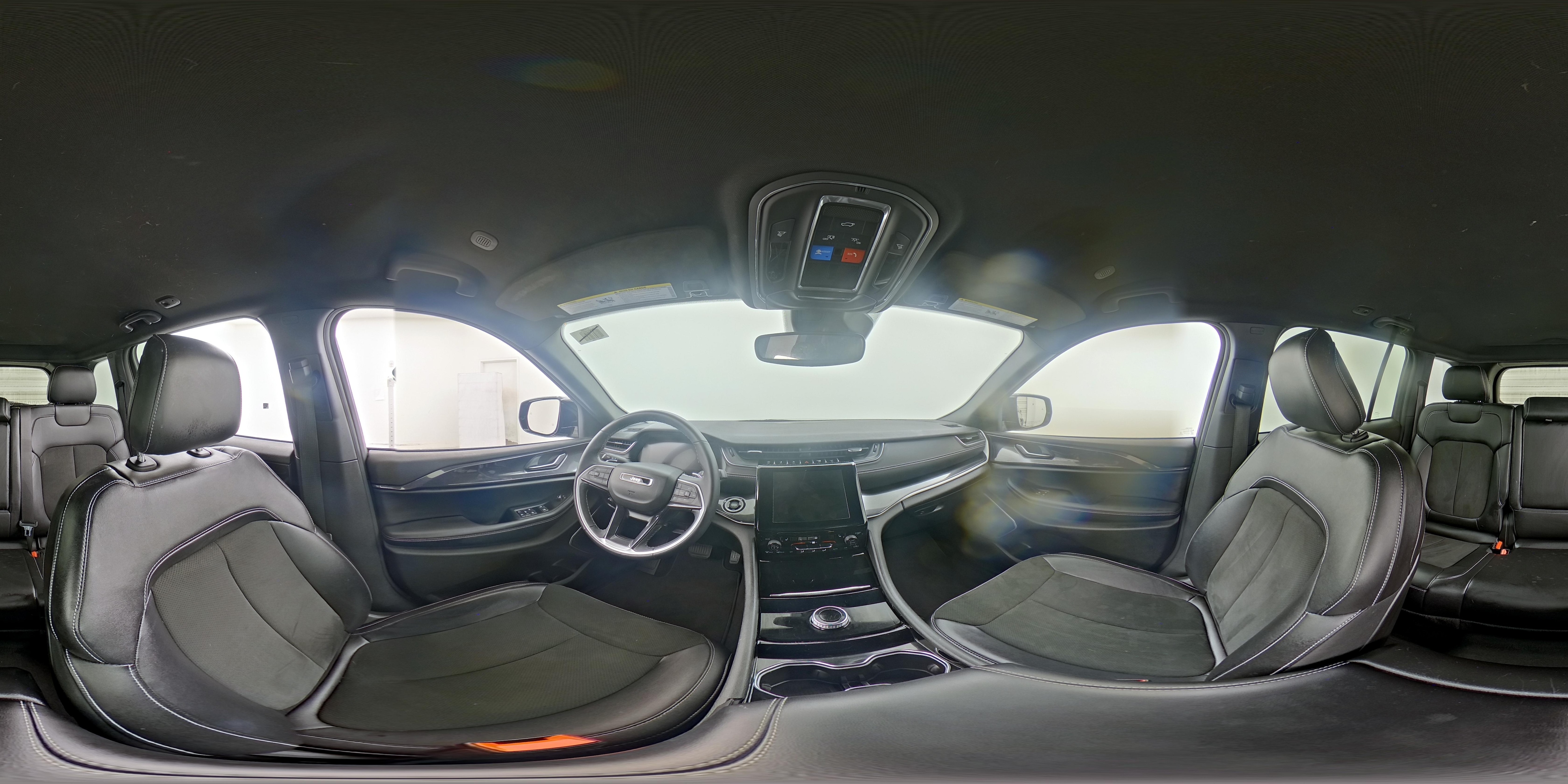 2022 Jeep Grand Cherokee Altitude - Photo 25