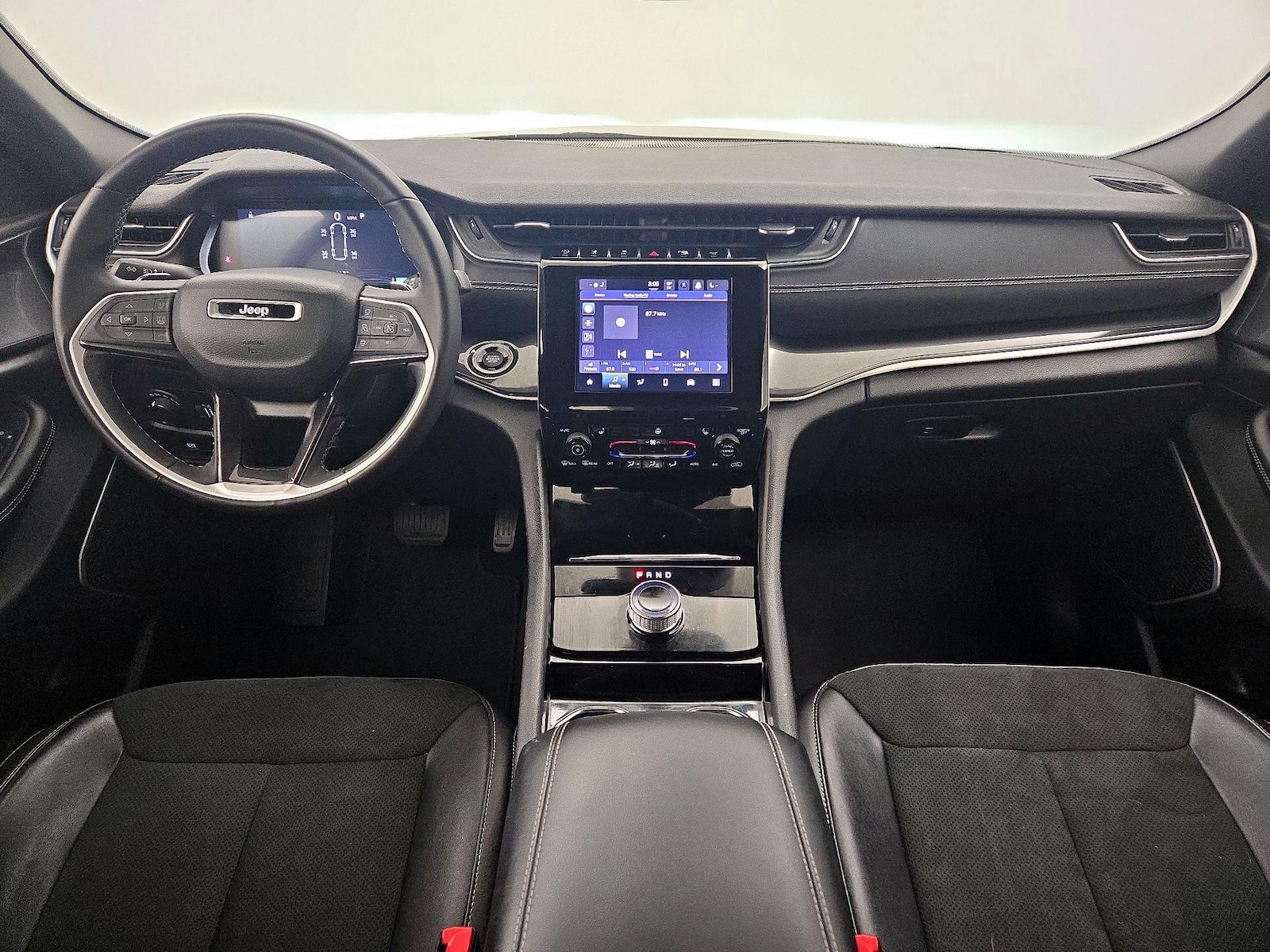 2022 Jeep Grand Cherokee Altitude - Photo 10