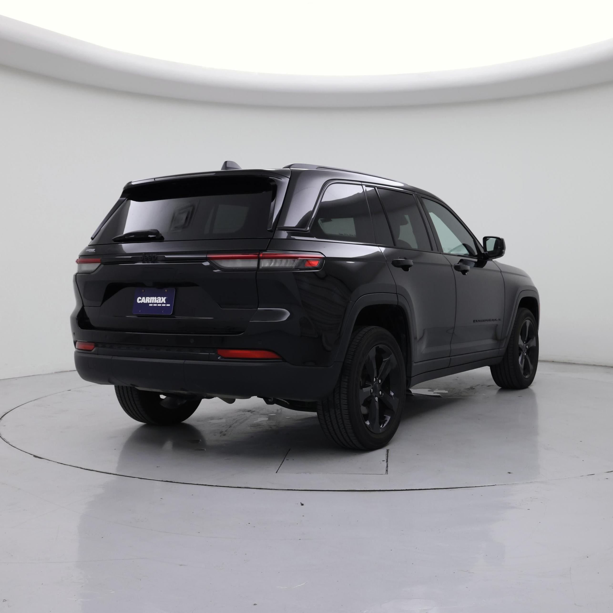 Thumbnail: 2022 Jeep Grand Cherokee - 8