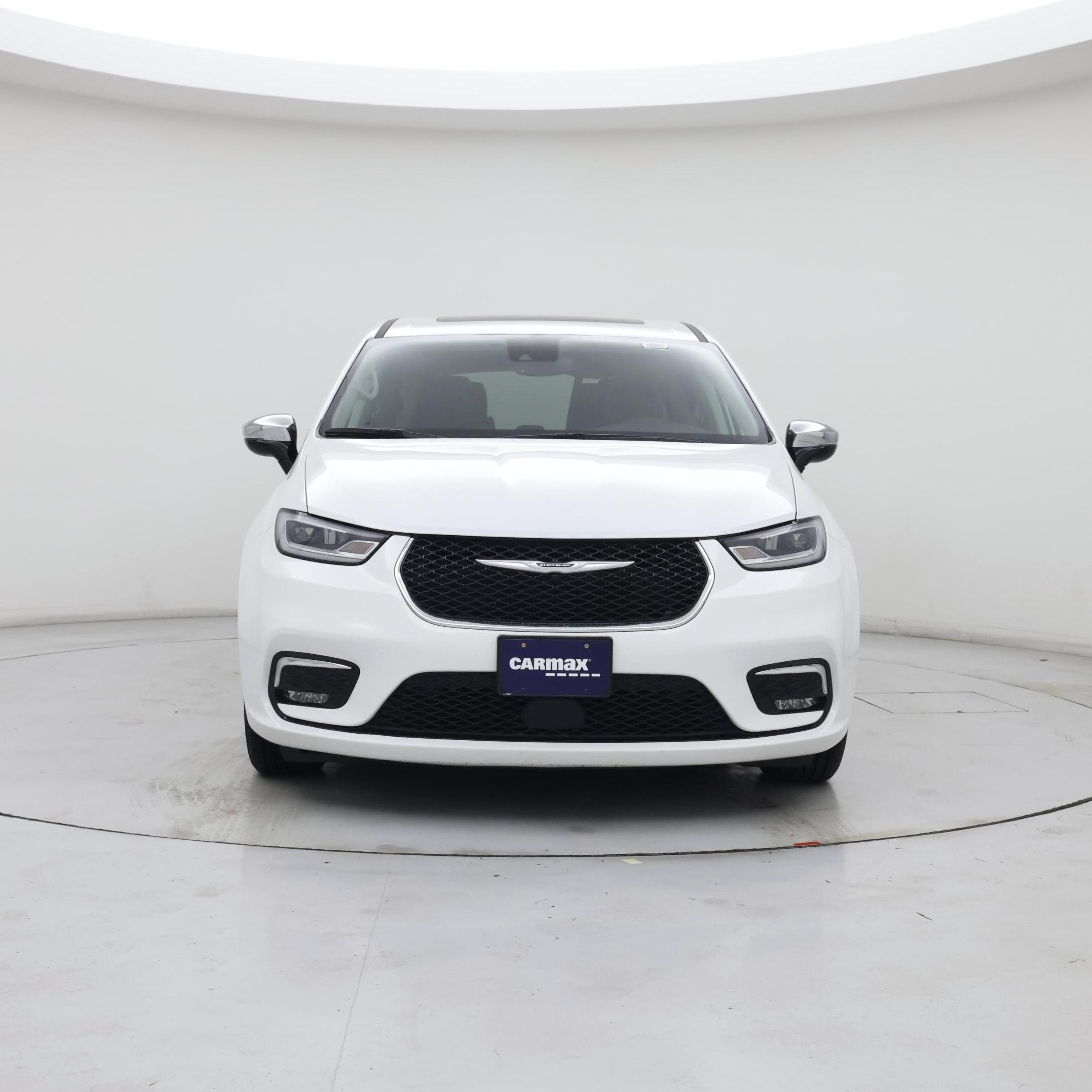 Thumbnail: 2023 Chrysler Pacifica - 5
