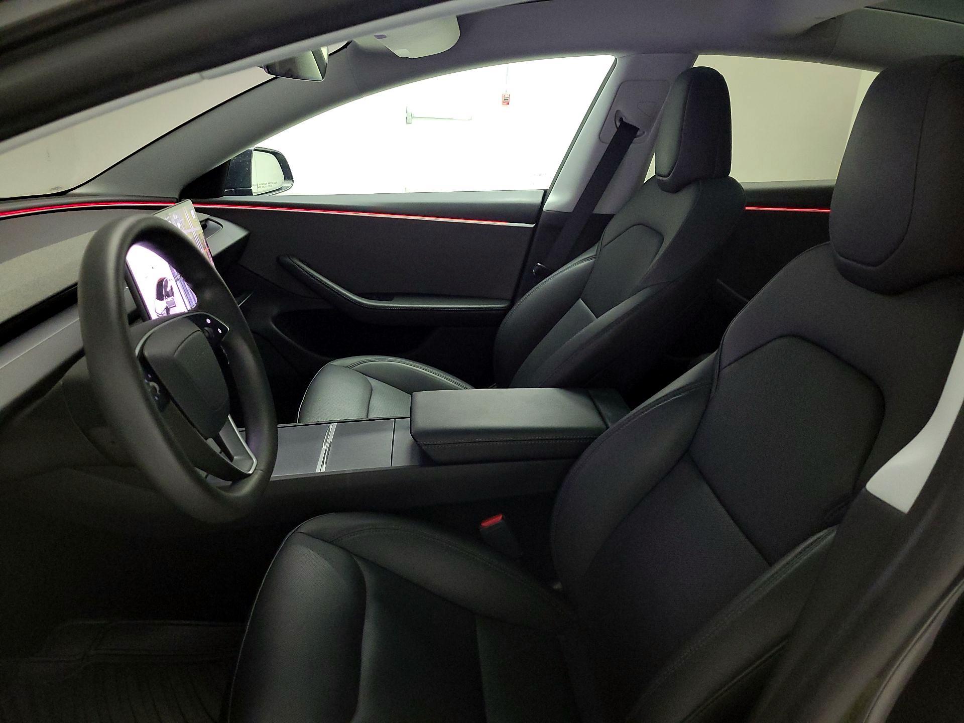 Thumbnail: 2025 Tesla Model 3 - 11